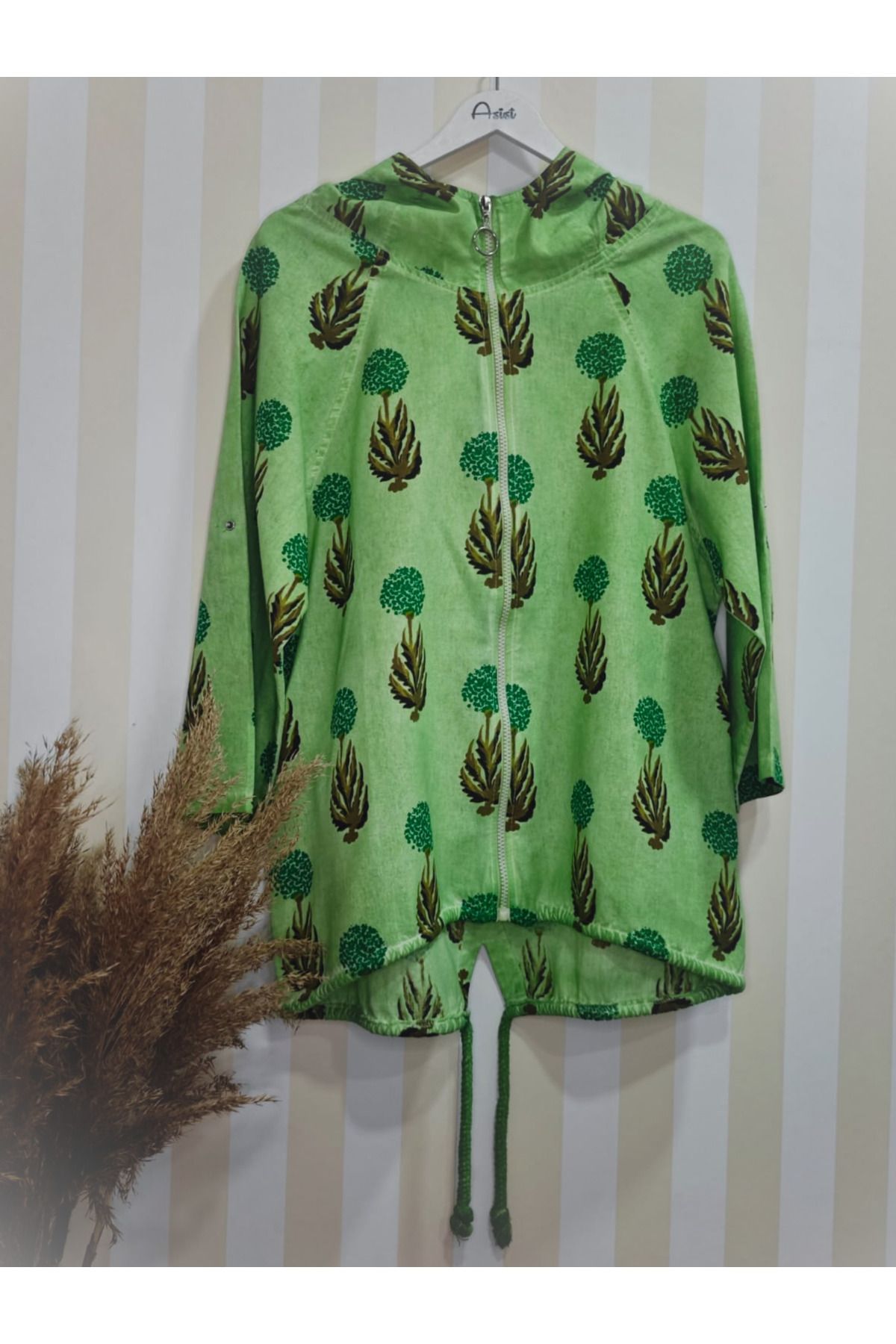 Asist Ponpon Baskılı Renkli Çiçek Görünümlü Salaş Ceket