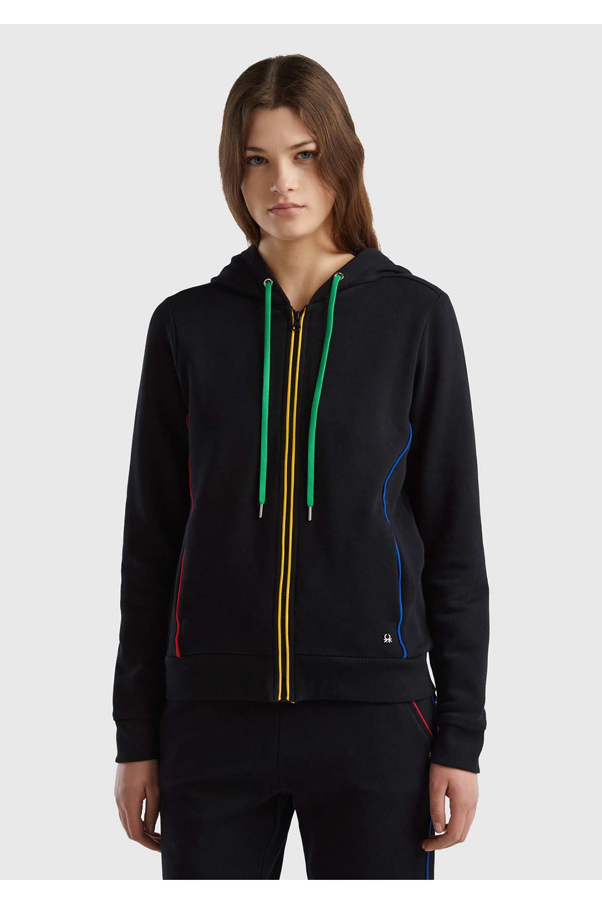 United Colors of Benetton Kadın Siyah %100 Koton Fermuarlı Kapşonlu Renkli Biyeli Sweatshirt
