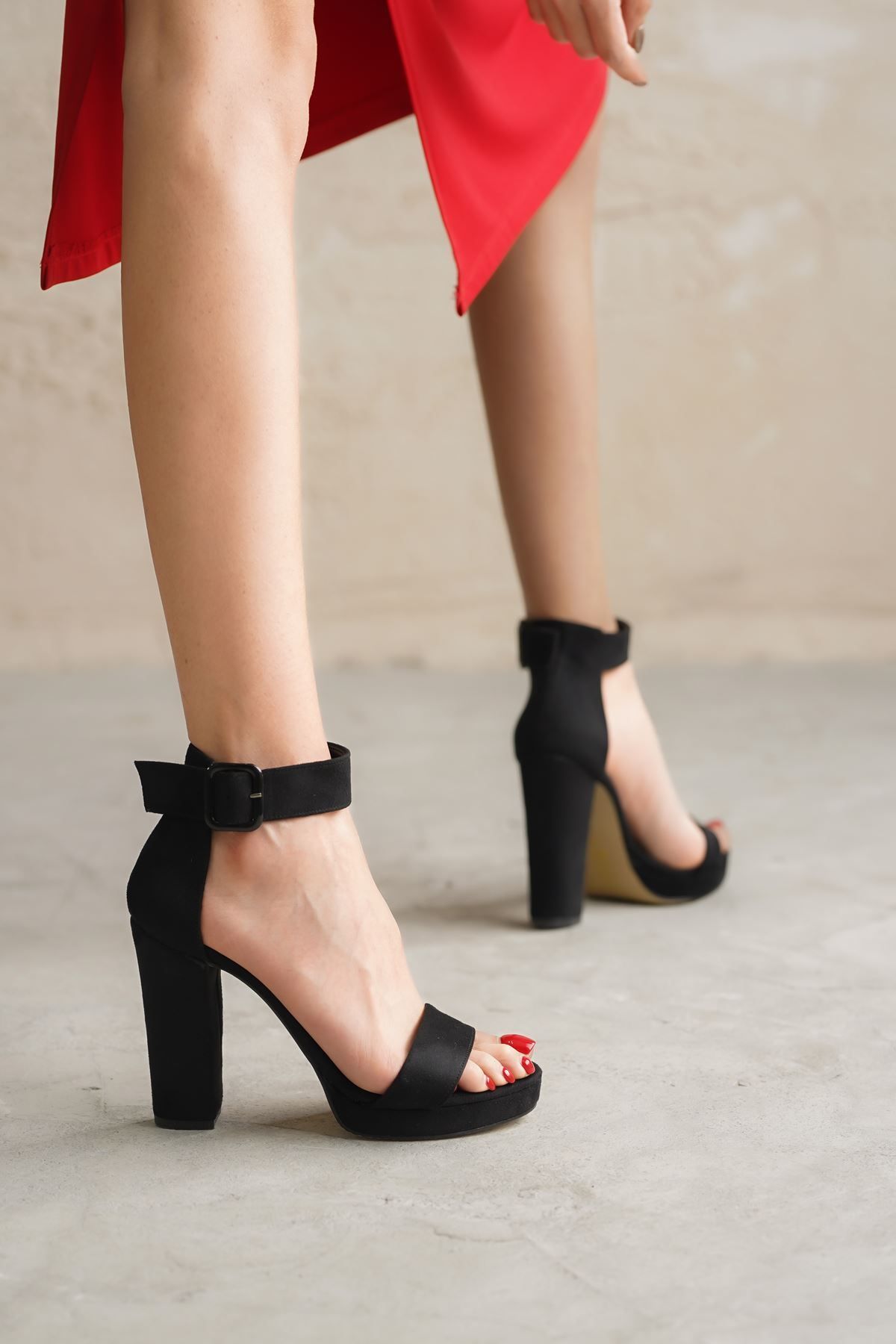 MODAADAM Kadın Margaret Süet Topuklu Ayakkabı Siyah - Siyah