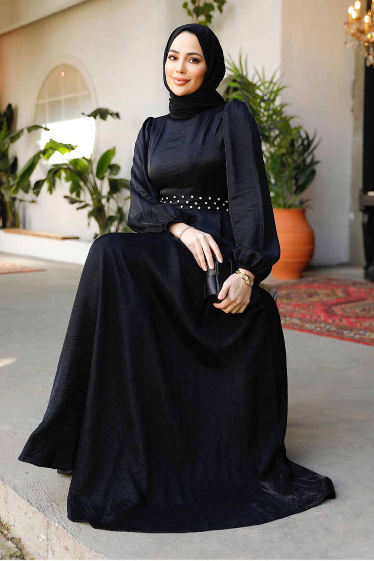 Neva Style Boncuk Detaylı Siyah Tesettür Abiye Elbise 23301S