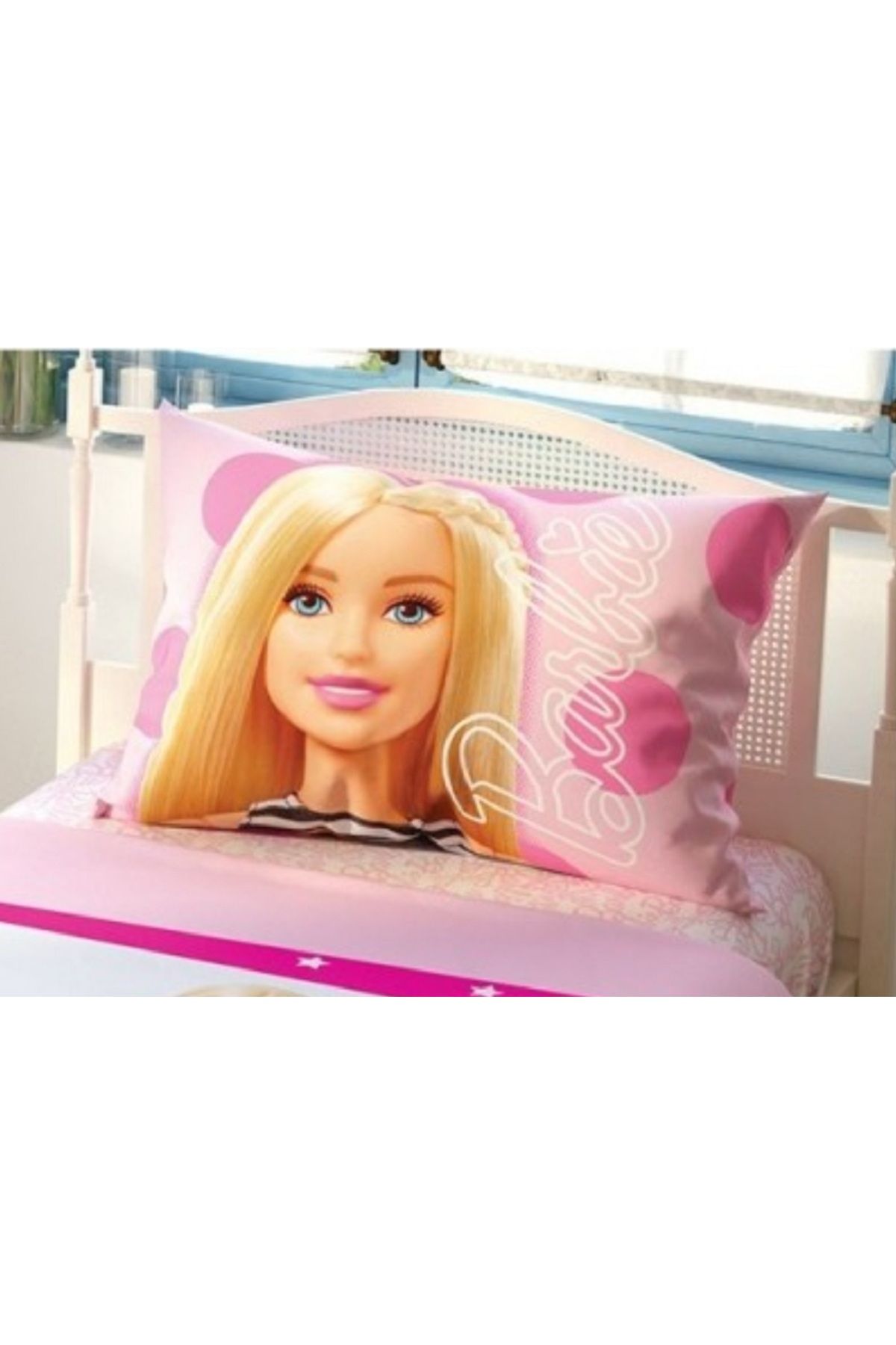 Taç Lisanslı Barbie Yastık Kılıfı