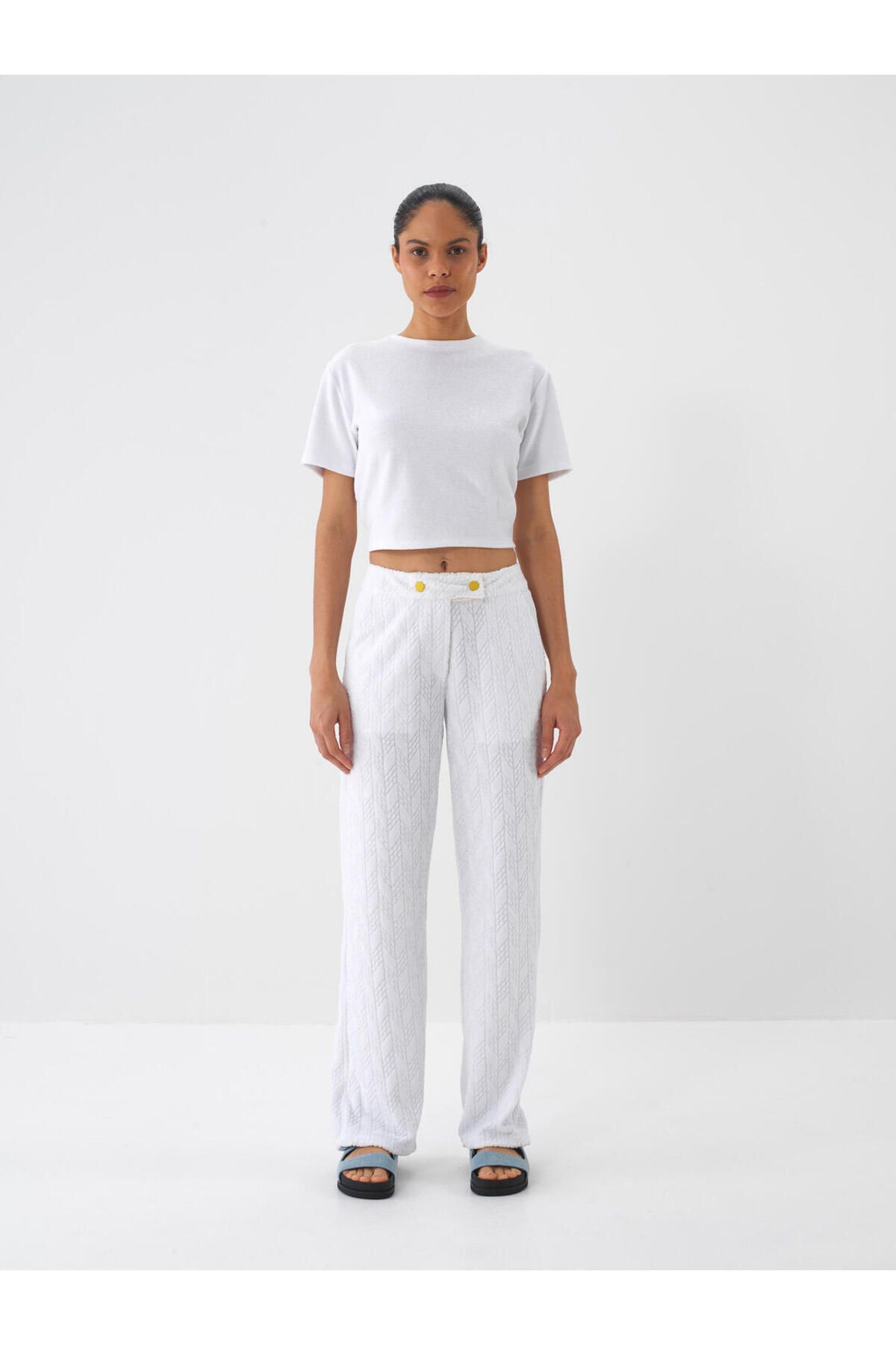 Xint Kadın Beyaz Pamuklu Regular Havlu Fit Pantolon