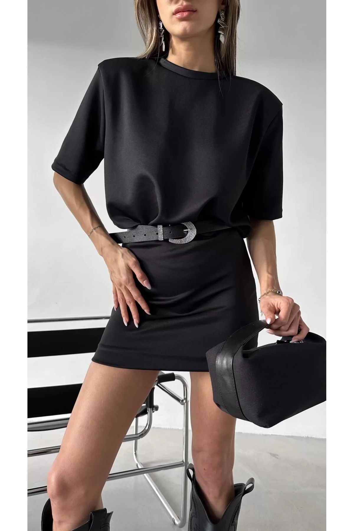 FİOXCO Kadın Casey Premium Vatkalı Siyah T-shirt Elbise (KEMERSİZ)