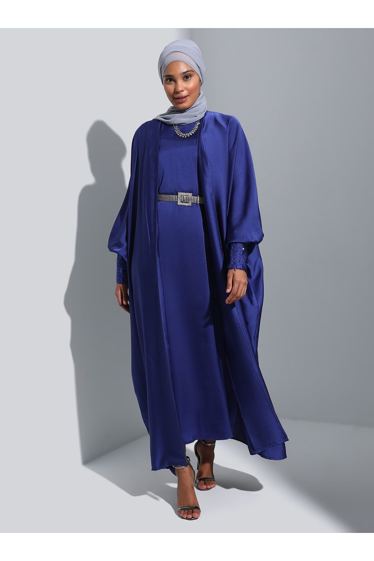 Refka Kolları Taş Detaylı Saten Elbise&Ferace İkili Abiye Takım - Lacivert - Refka