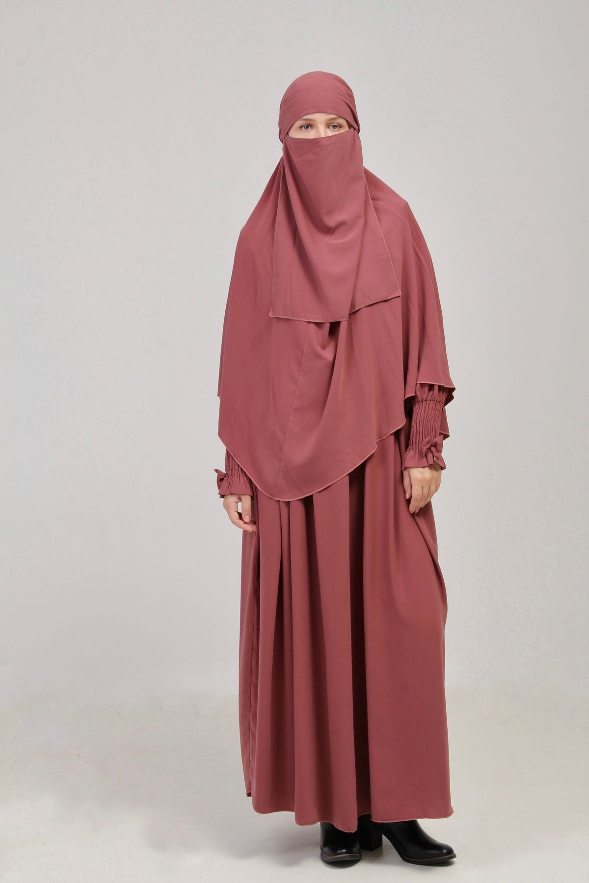 manolyaşal islamic hijab Manolya 3'lü Abaya Takımı Önü ve Kolları Papyonlu Sırtı Fermuarlı Beli Kuşaklı