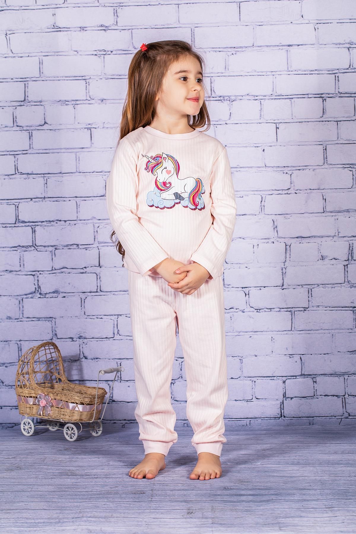 Zeyland Kız Çocuk Unicorn Baskılı Pijama Takımı
