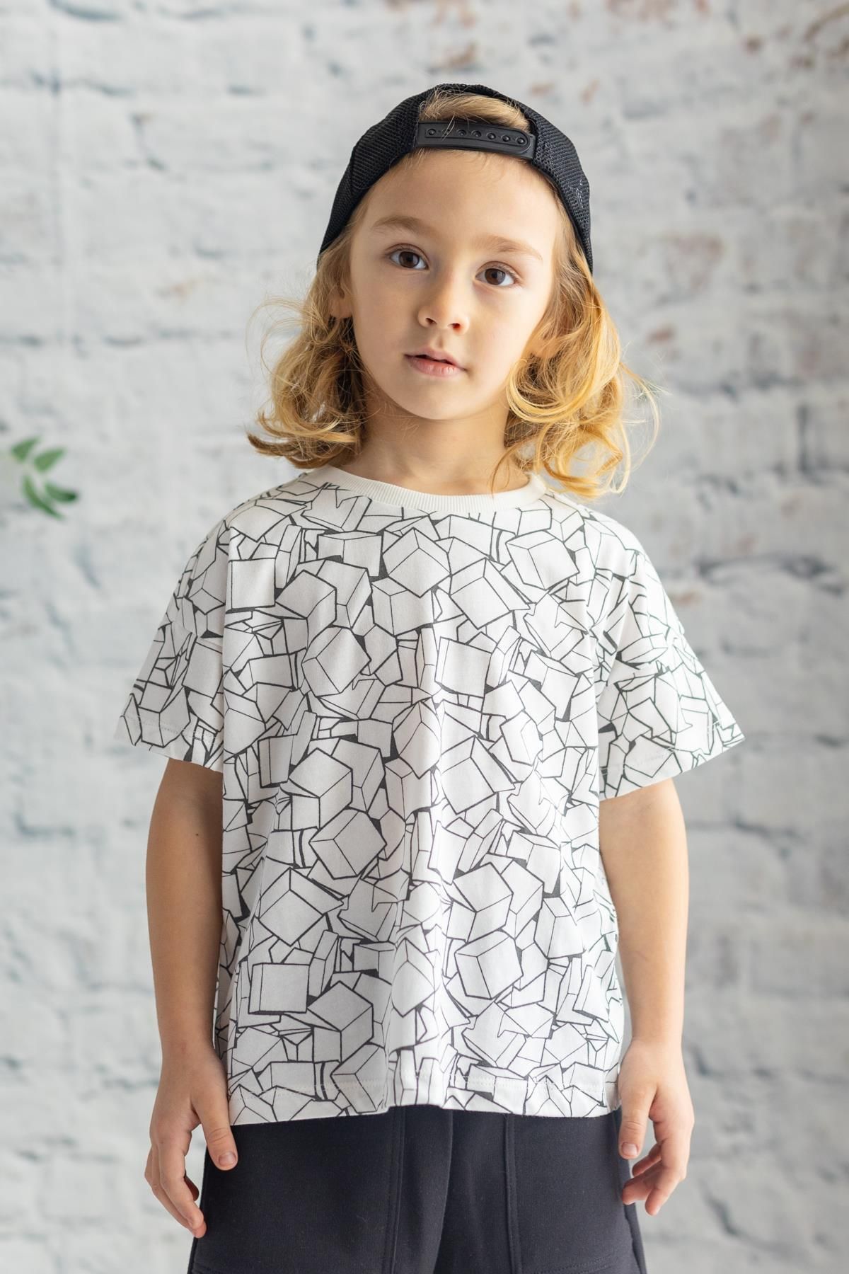 Zeyland Erkek Çocuk Küp Desenli Basic T-shirt