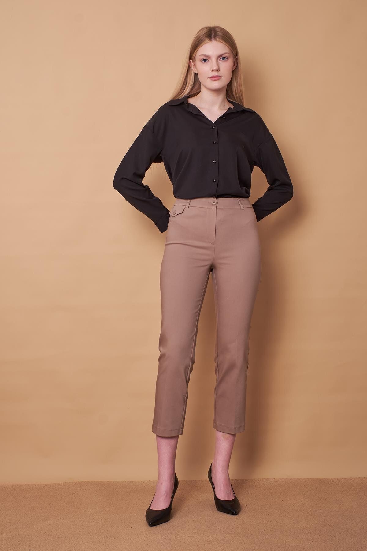 Jument Kadın Yakalı Düşük Omuzlu Uzun Kol Likrasız Kumaş Gömlek-Siyah