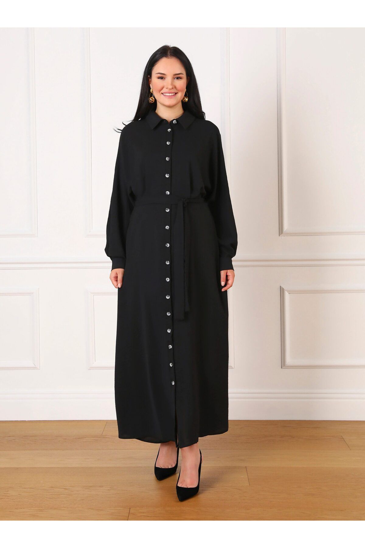 Alia Büyük Beden Boydan Düğmeli Aerobin Tesettür Elbise - Siyah - Alia