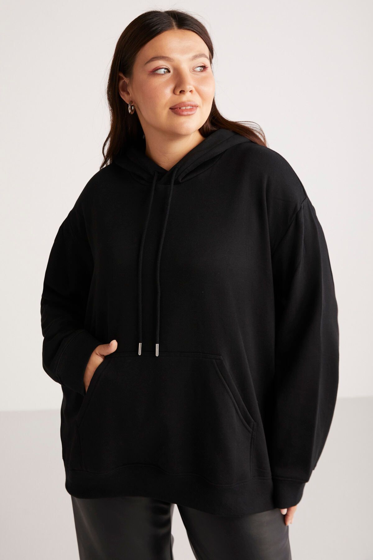 ETHIQUET Terezabb Kadın Içi Polarlı Yumuşacık Comfort Fit Kapüşonlu Kanguru Cep Siyah Büyük Beden Sweatshirt