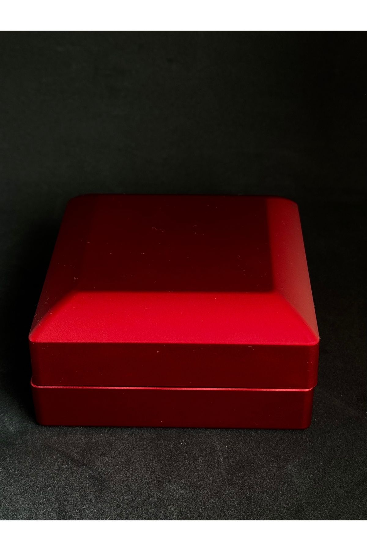 KEHRİBAREVİ EREĞLİ Led ışıklı özel kolye küpe yüzük kutusu içi siyah kadife dışı kırmızı takı kutusu