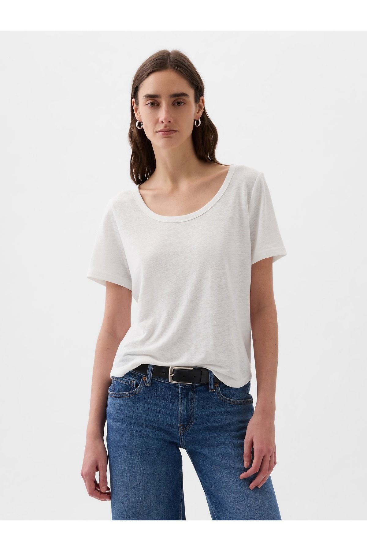 GAP Kadın Beyaz Keten Karışımlı T-Shirt