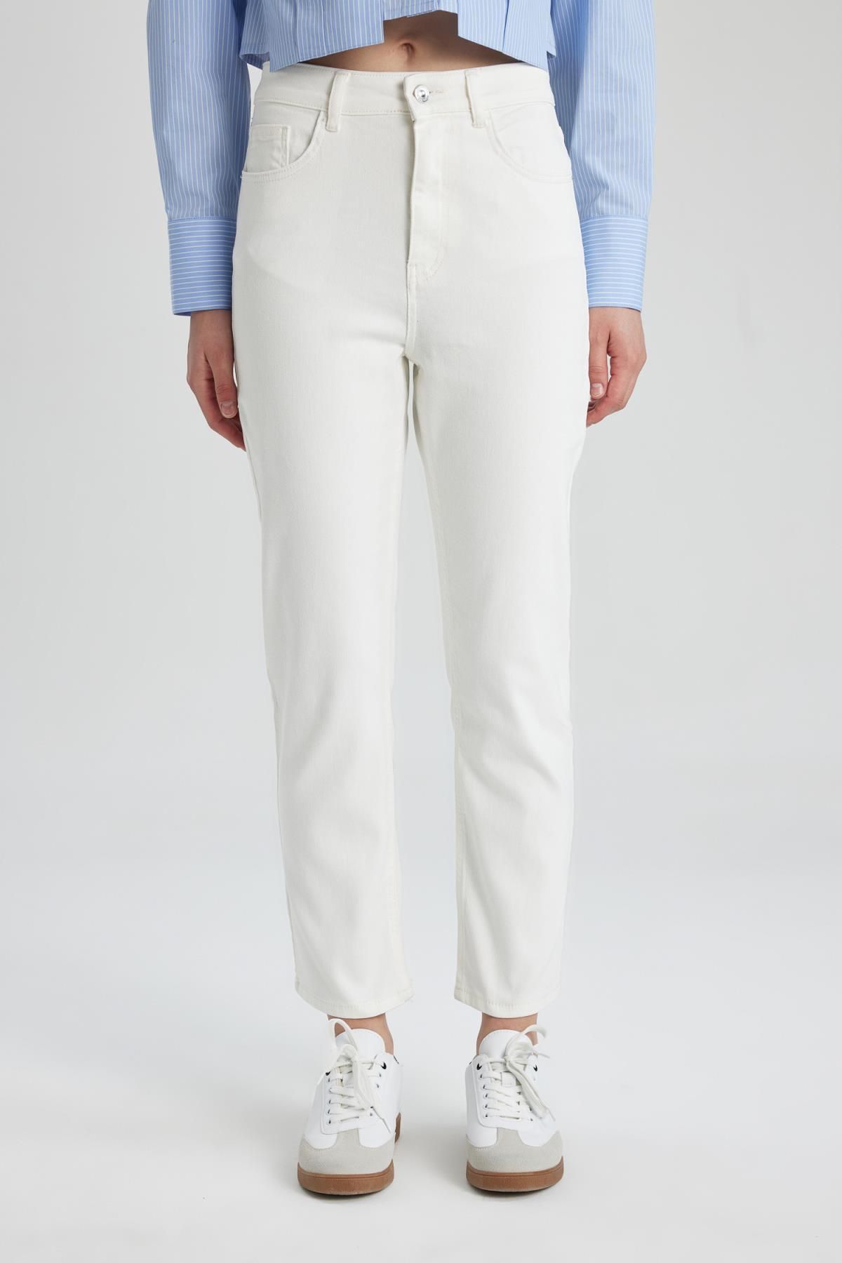 Defacto Mary Vintage Straight Fit Yüksek Bel Bilek Boy Beyaz Jean Pantolon C1318ax24sm