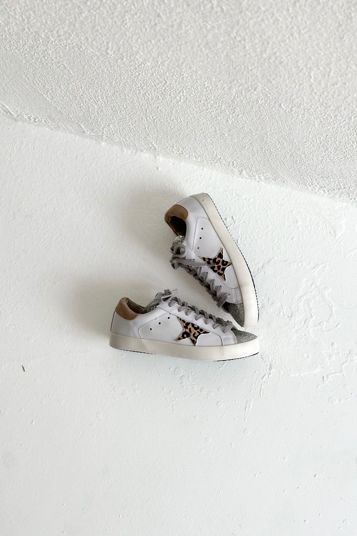 Banksy Goose Clean Yıldız işlemeli Sneaker