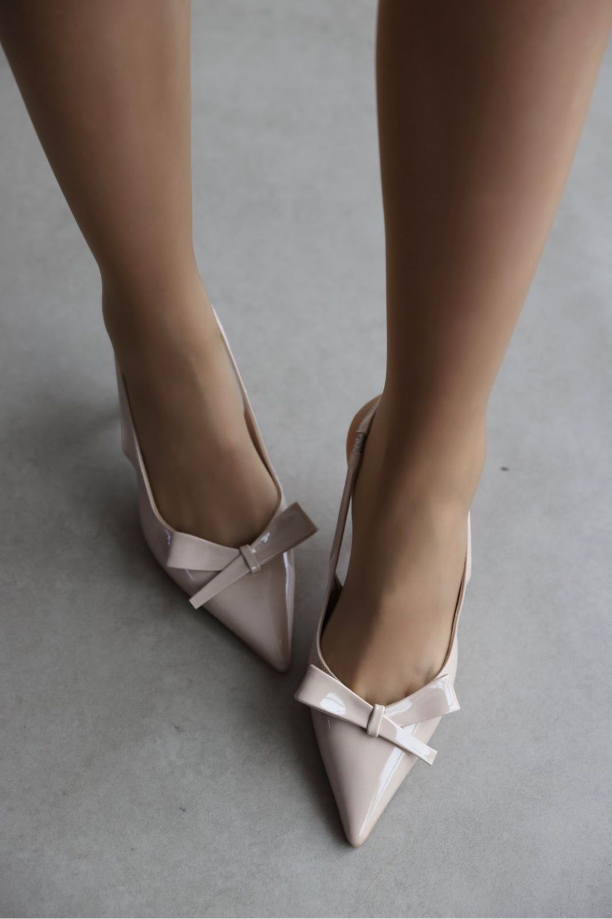 selinshoes Bonia Fiyonk Detaylı Sivri Burunlu Kadın Topuklu Ayakkabı -  EKRU