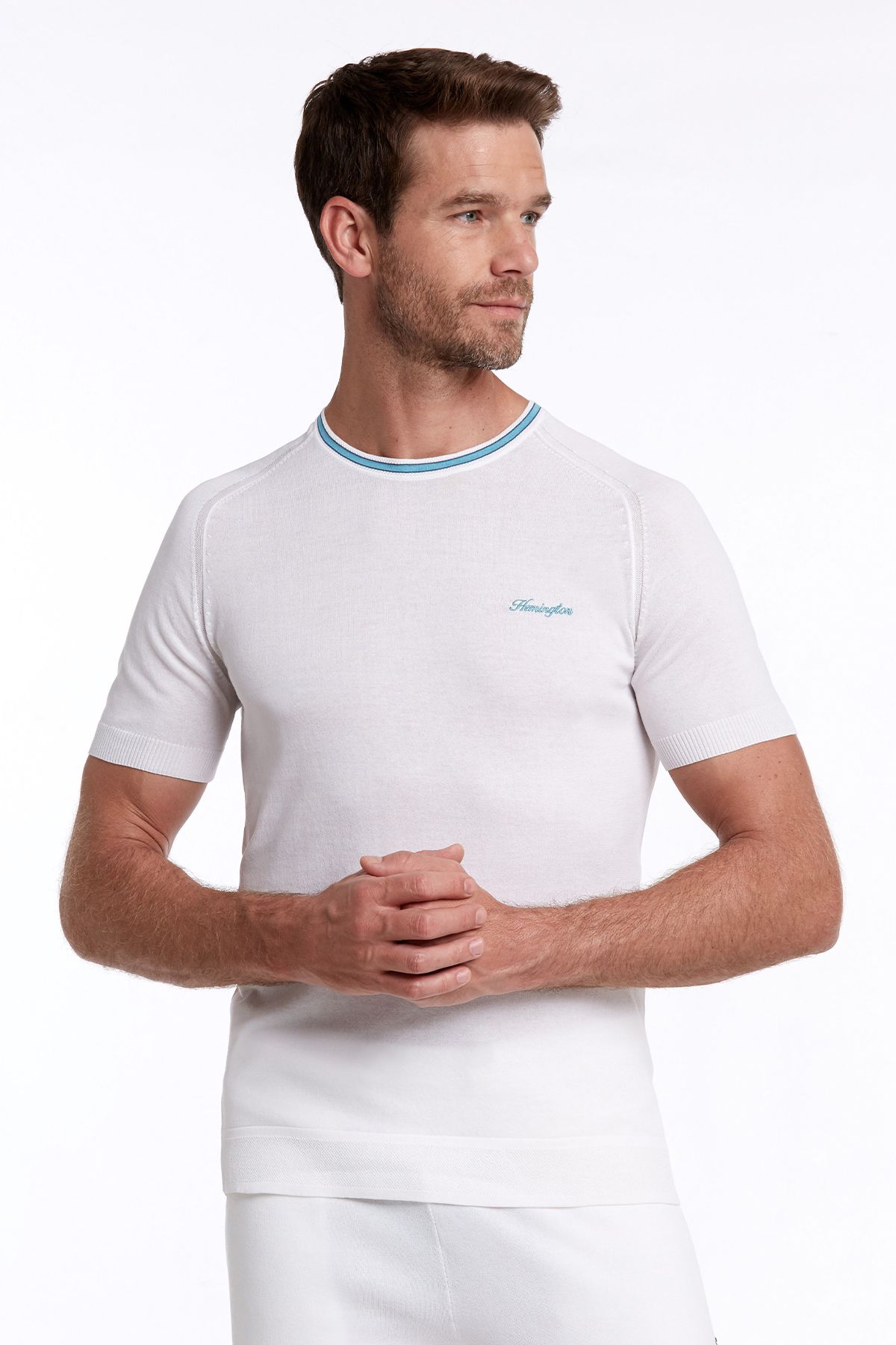 Hemington Yaka Detaylı Nakış Logolu Beyaz Triko T-shirt