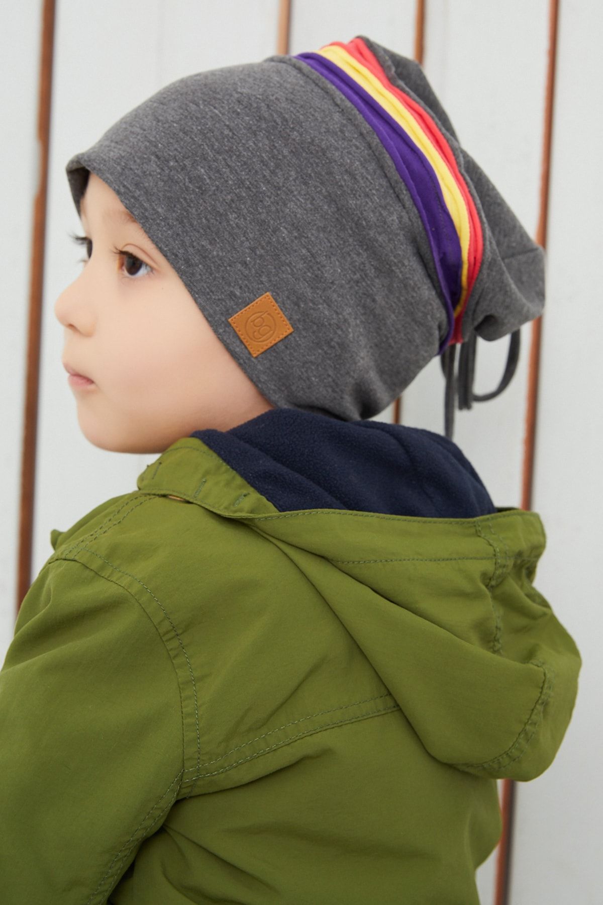 Babygiz Gri Üzerine Renkli Şeritli Çocuk Bebek Şapka Bere Yumuşak Çift Katlı %100 Doğal Pamuklu Penye