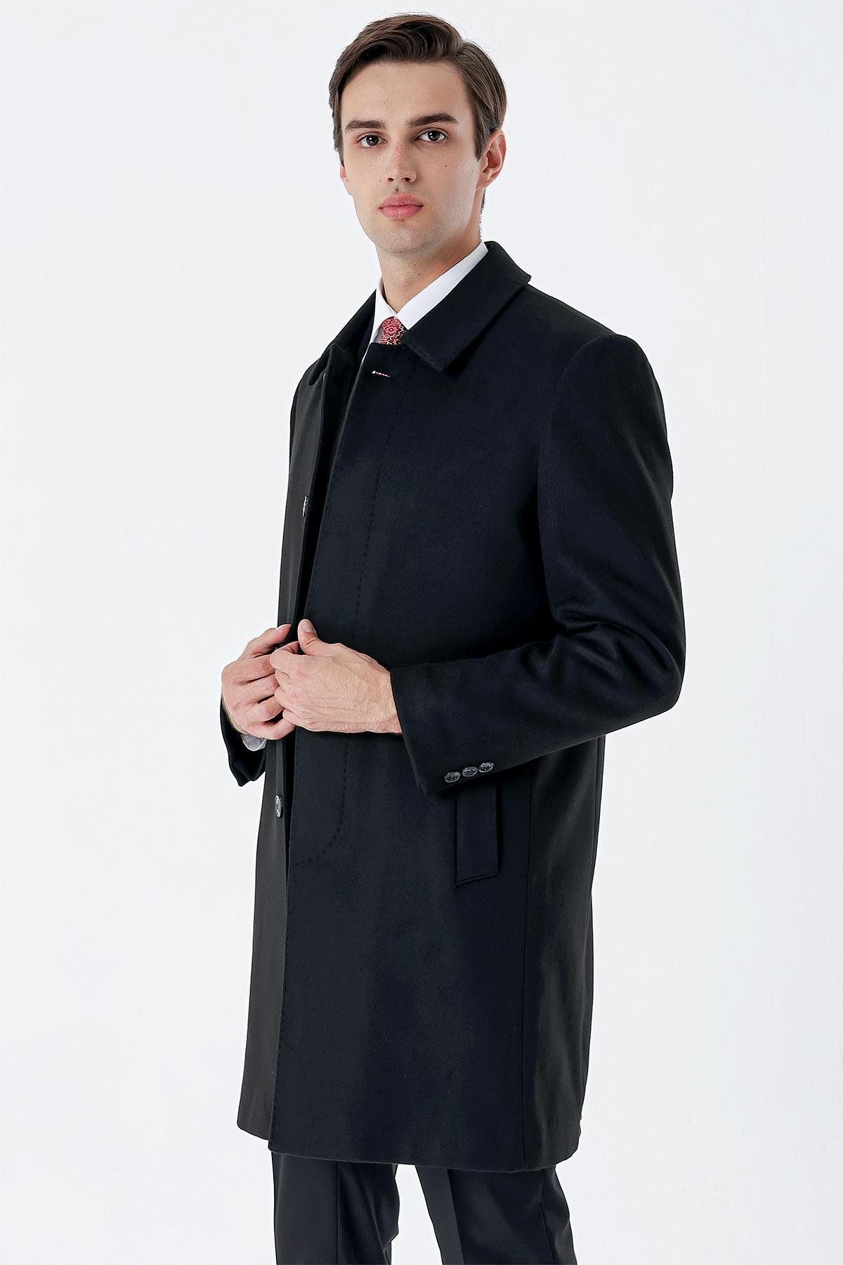 İmza Siyah Kaşe Berberi Yaka Yırtmaçlı Comfort Fit Rahat Kesim Klasik Palto 1005235252