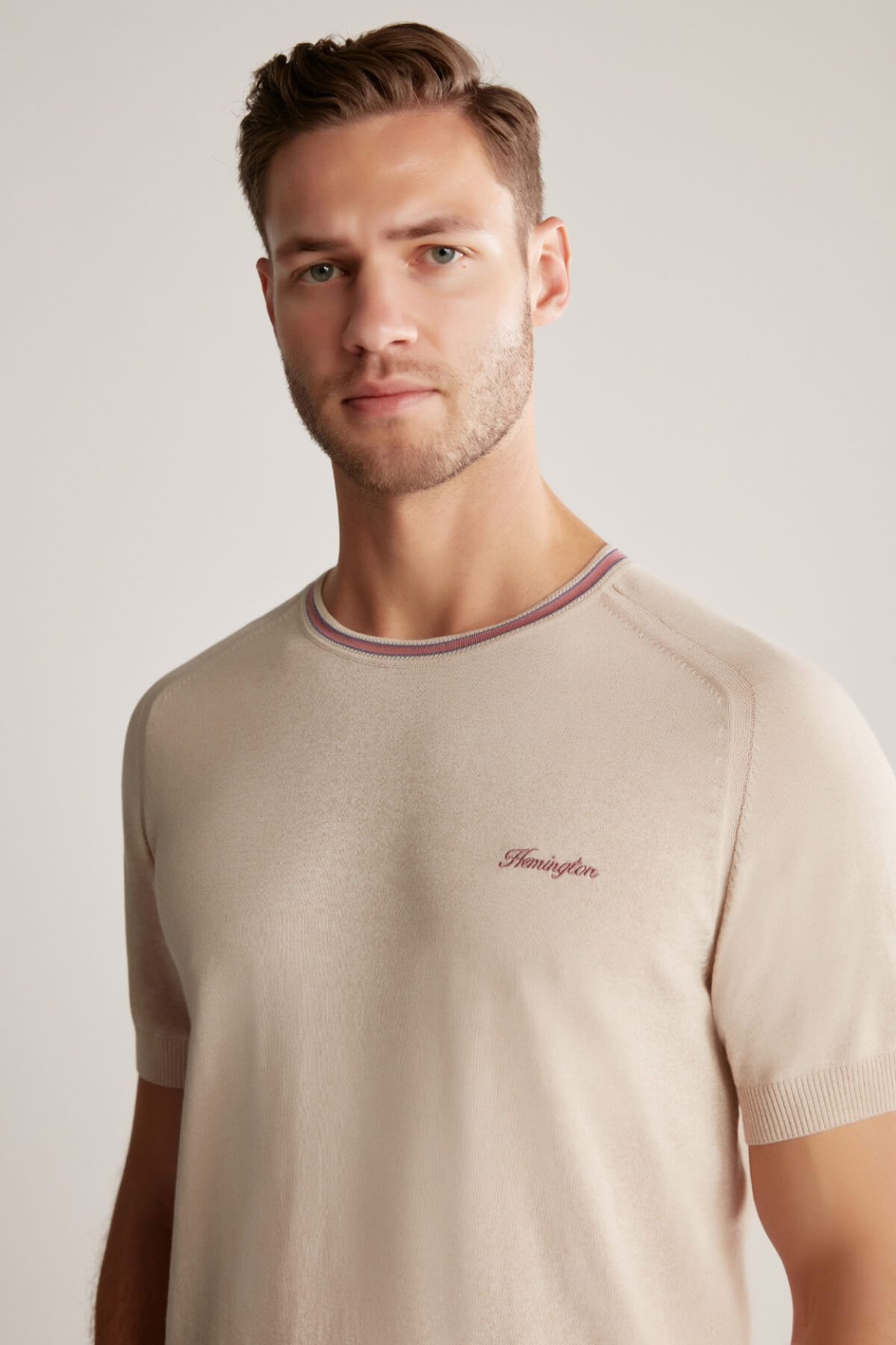 Hemington Nakış Logolu Yaka Detaylı Krem Rengi Triko T-shirt