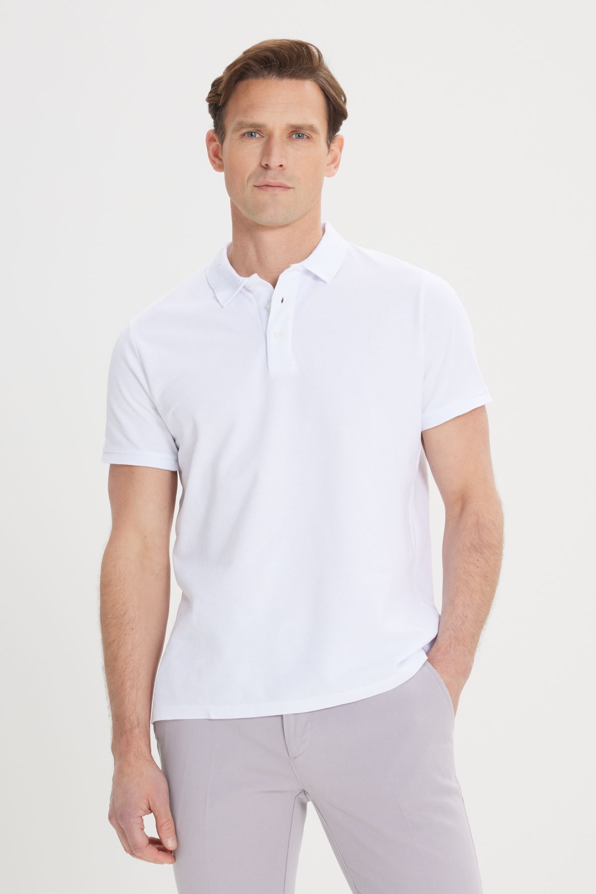 Altınyıldız Classics Erkek Beyaz %100 Pamuk Kıvrılmaz Polo Yaka Slim Fit Dar Kesim Tişört
