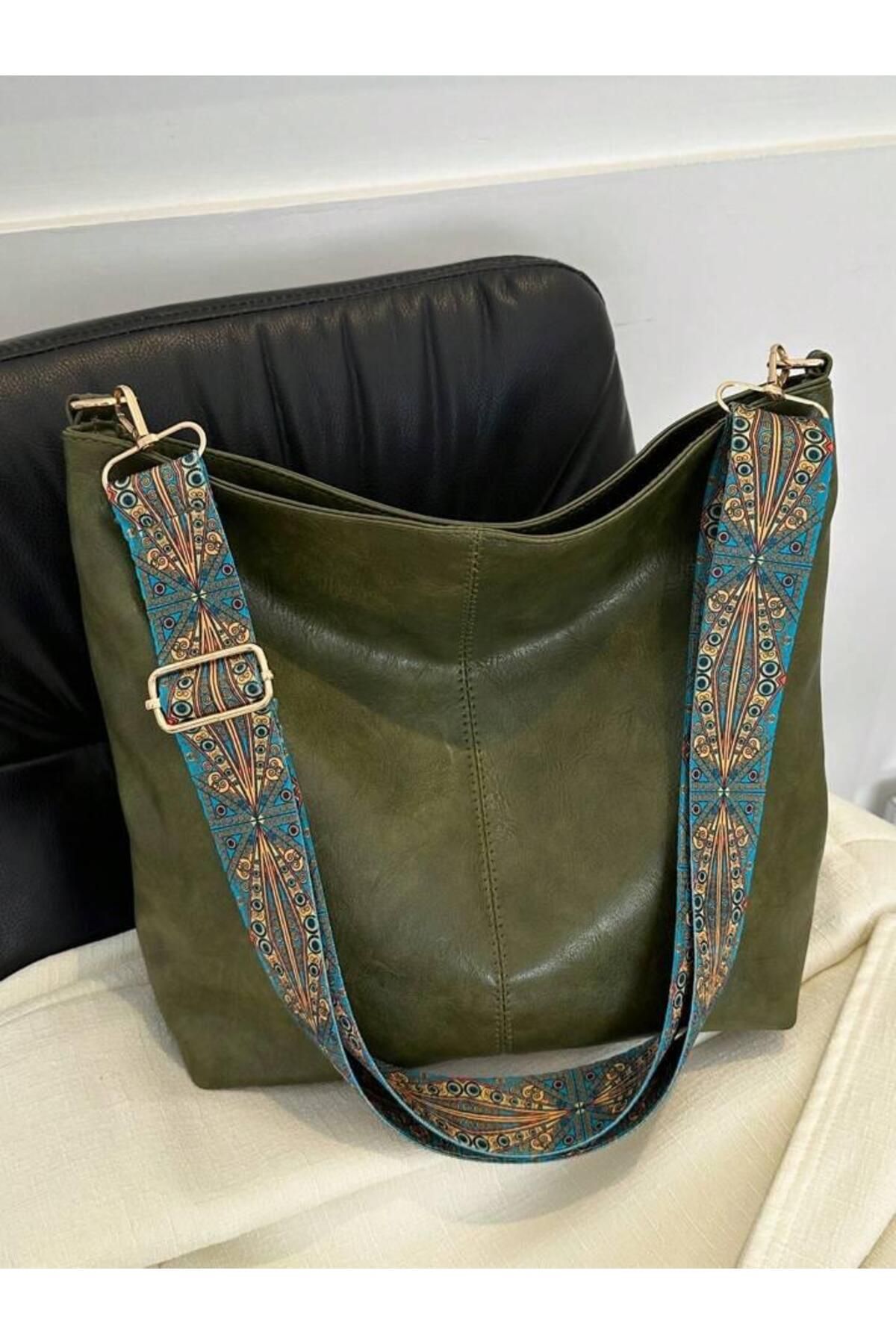 Katusa Kadın haki fermuarlı etnik desenli askılı omuz çantası