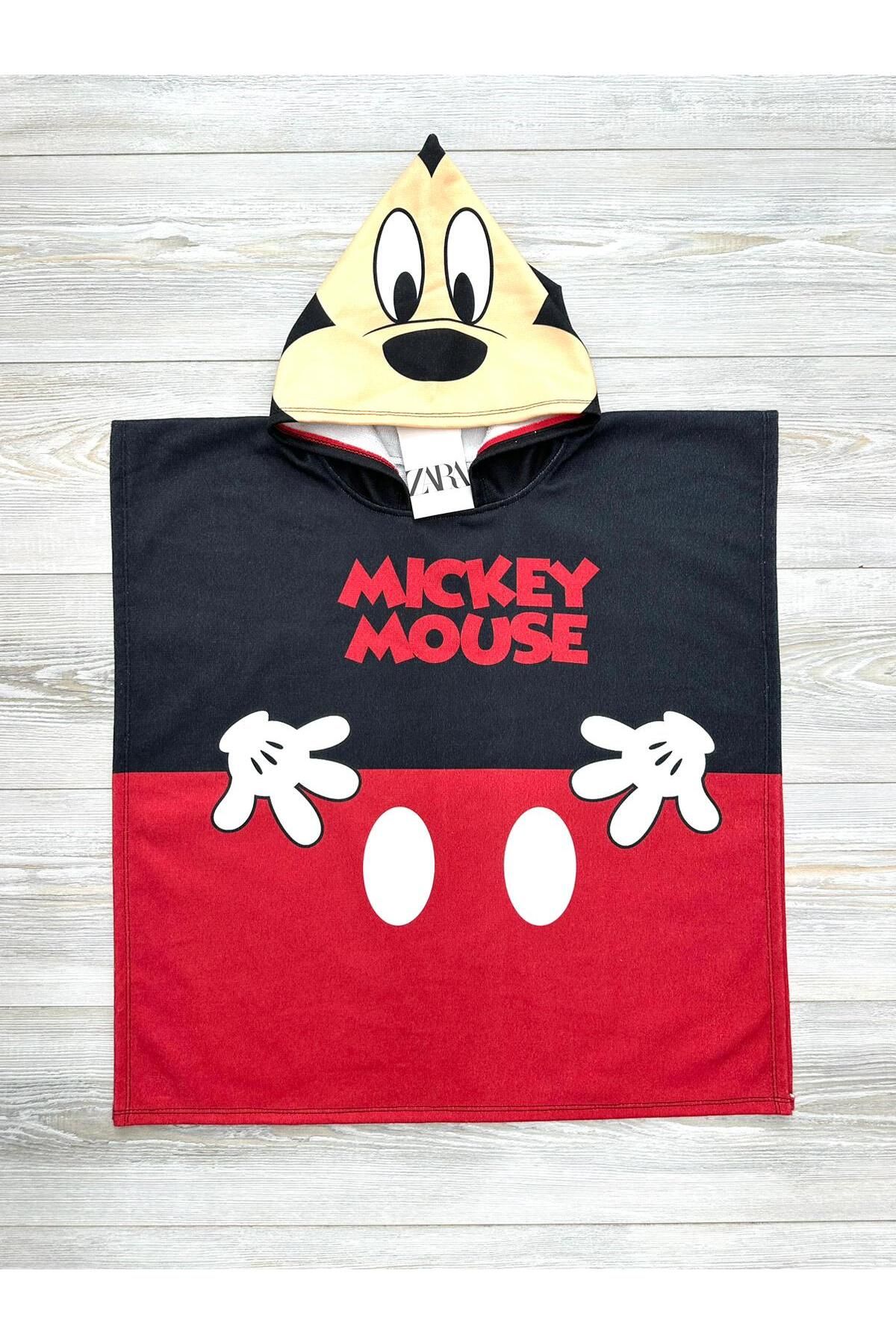 pistyle Mickey Desenli Kapşonlu Kırmızı Panço Plaj Havlusu 3-8 Yaş İçin Uygun