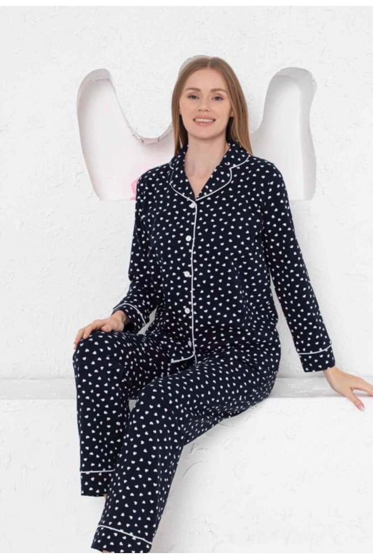 İpek Kadın Uzun Kol Önden Düğmeli Kalpli Pijama Takımı