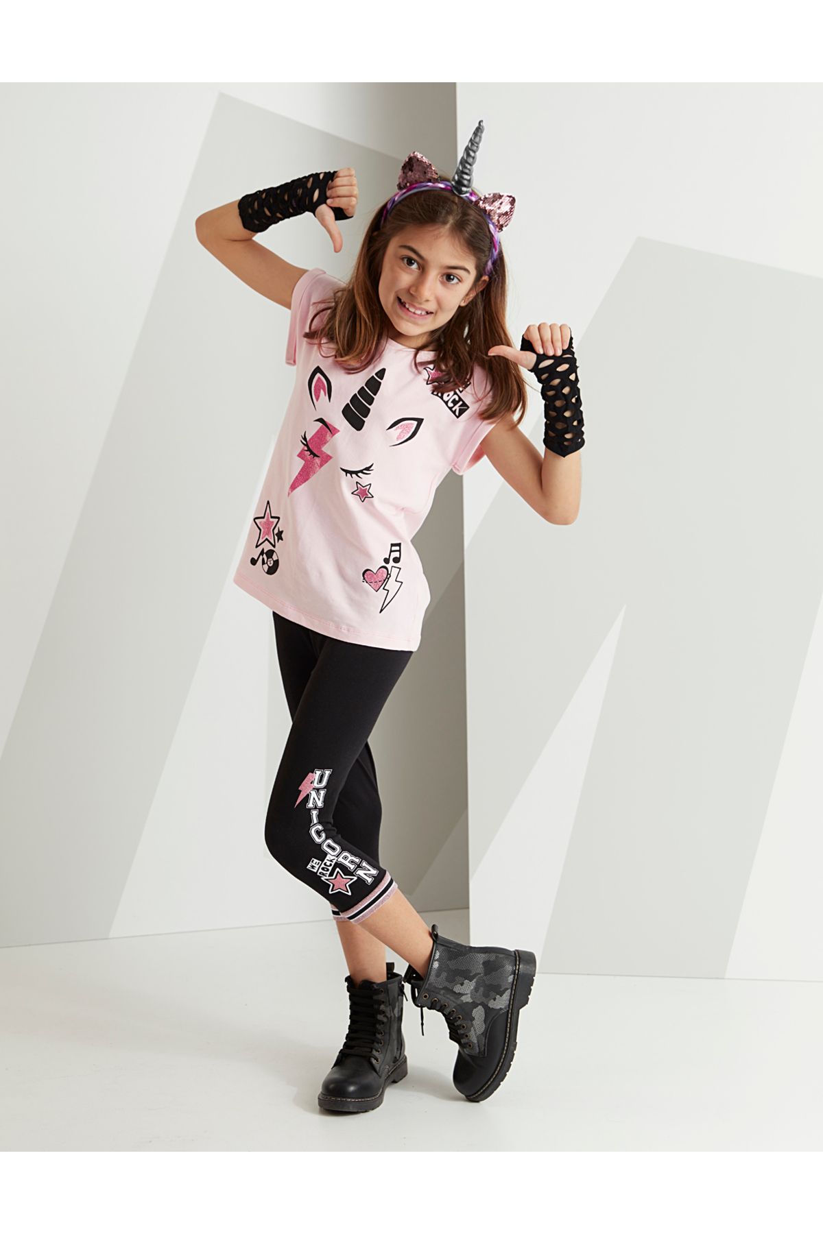 MSHB&G Rocker Unicorn Kız Çocuk T-shirt Kapri Şort Takım