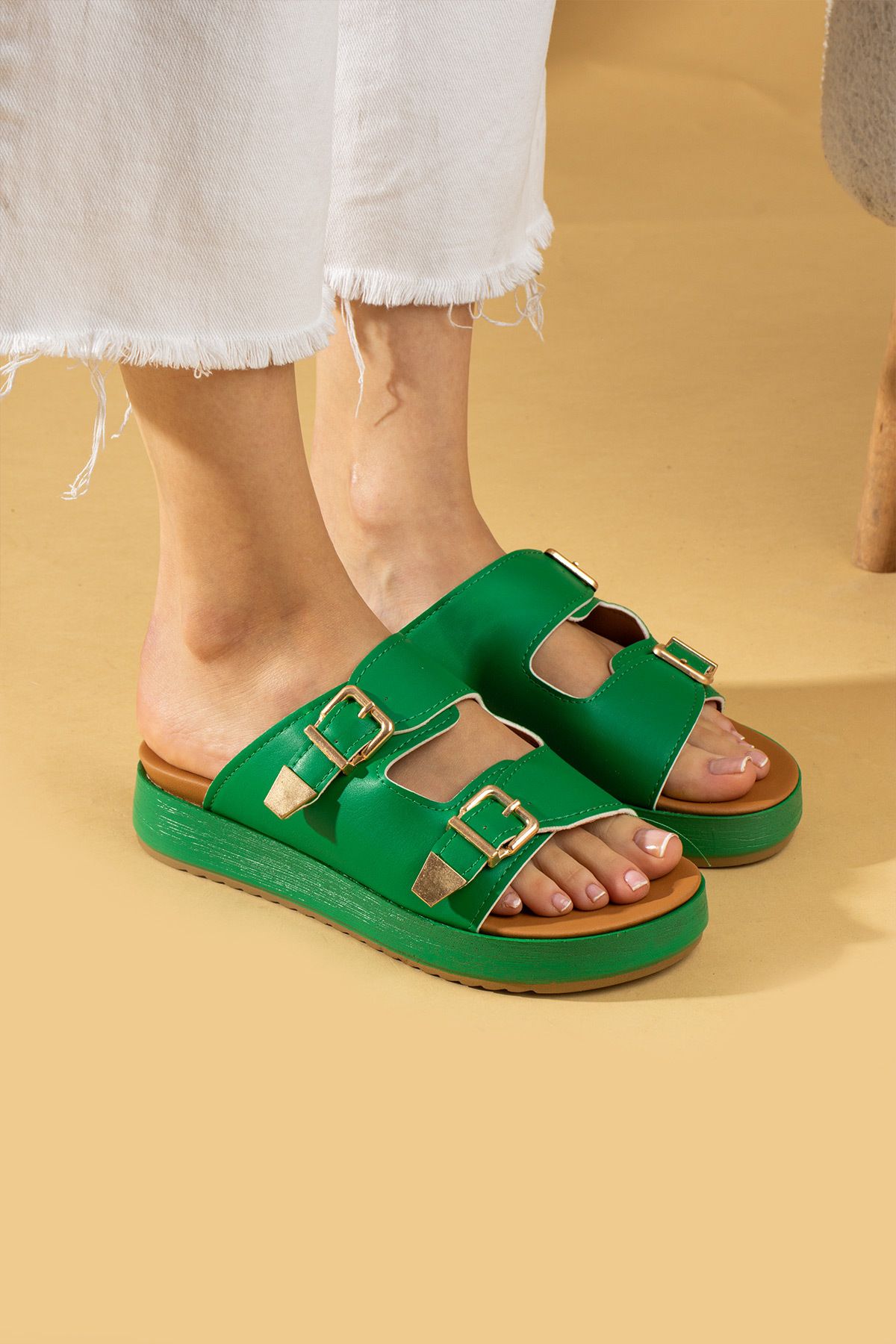 Pembe Potin Kadın Yeşil Çift Toka Poli Rahat Confort Taban Şık Tarz Terlik Sandalet