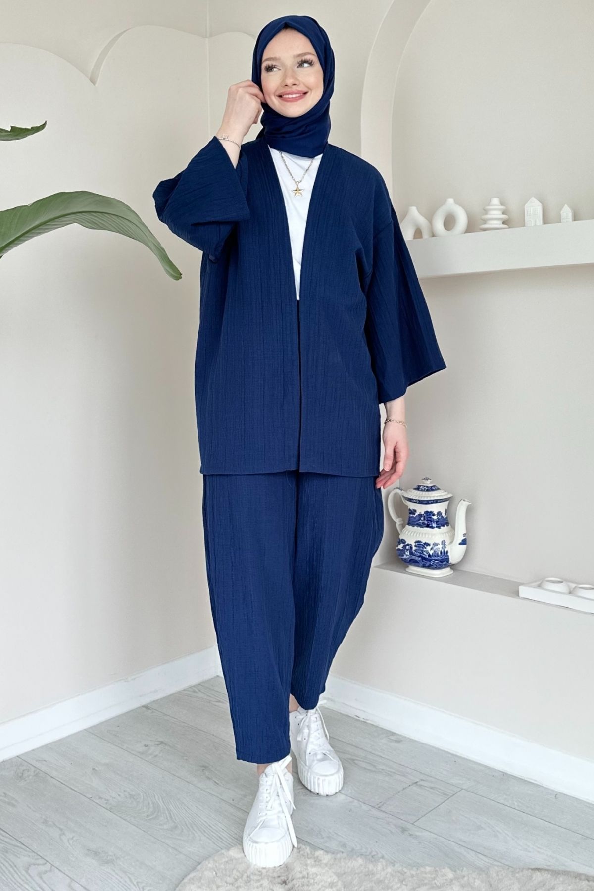 Gizce Vania Saks Mavisi Kimono Takım