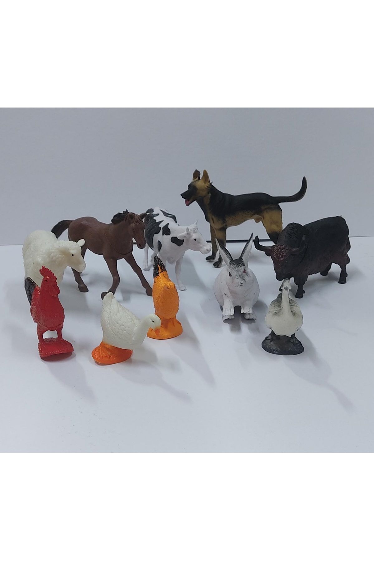 Tower Toys Oyuncak Çiftlik Hayvanları 10 Parça Hayvan Seti Kurt İnek At Koyun Boğa Tavşan Ördek Horoz Kaz Tavuk