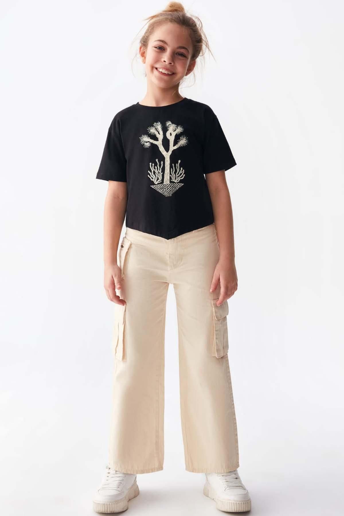 Riccotarz Kız Çocuk Ağaç Desen Baskılı Kısa Kol Tişört Kargo Cepli Krem Pantolon Alt Üst Takım