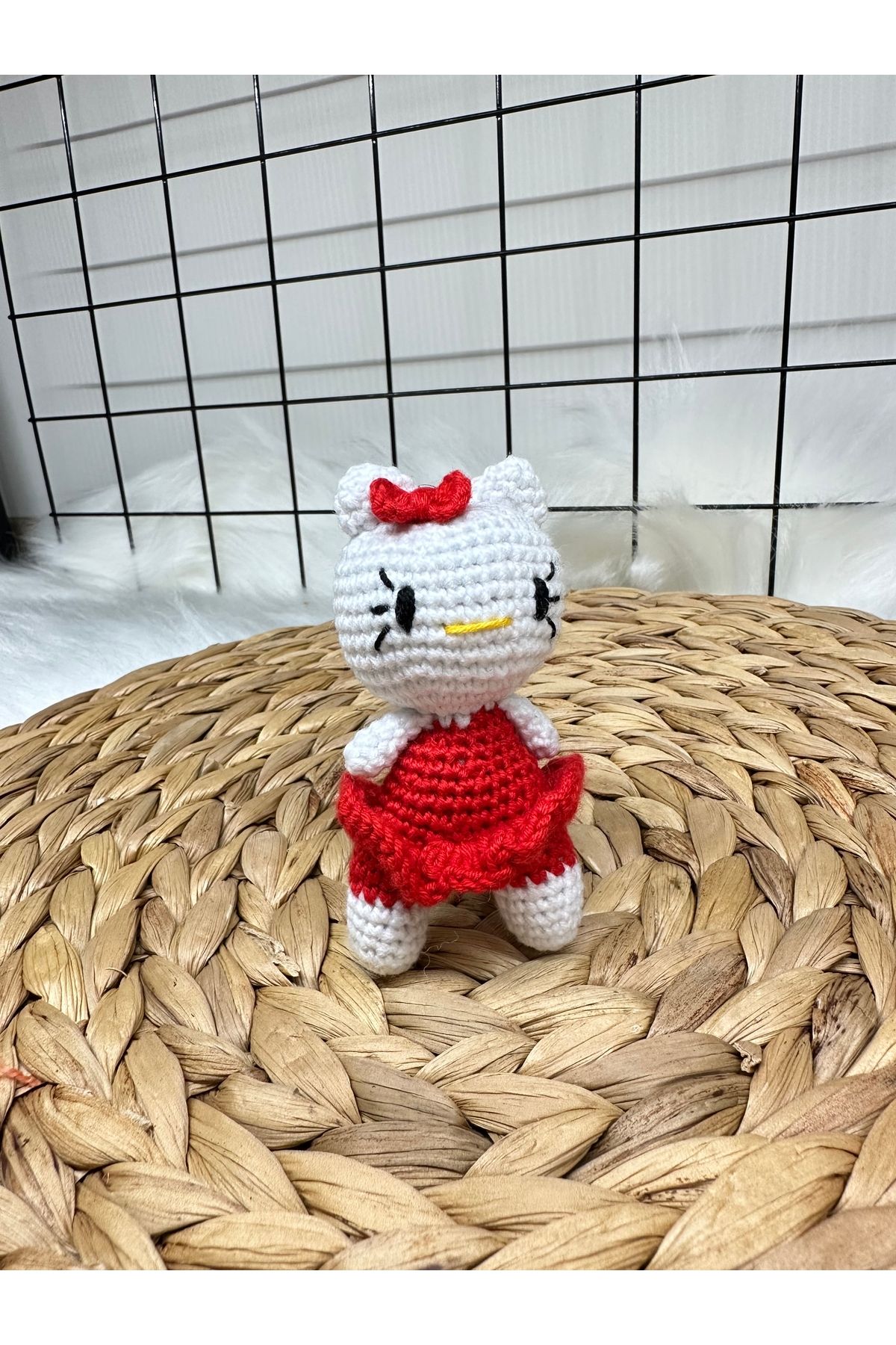 Evatoys Hello Kitty Anahtarlık Amigurumi 1 Adet Hediyelik Anneye , Kardeşe , Sevgiliye , Arkadaşa Hediye