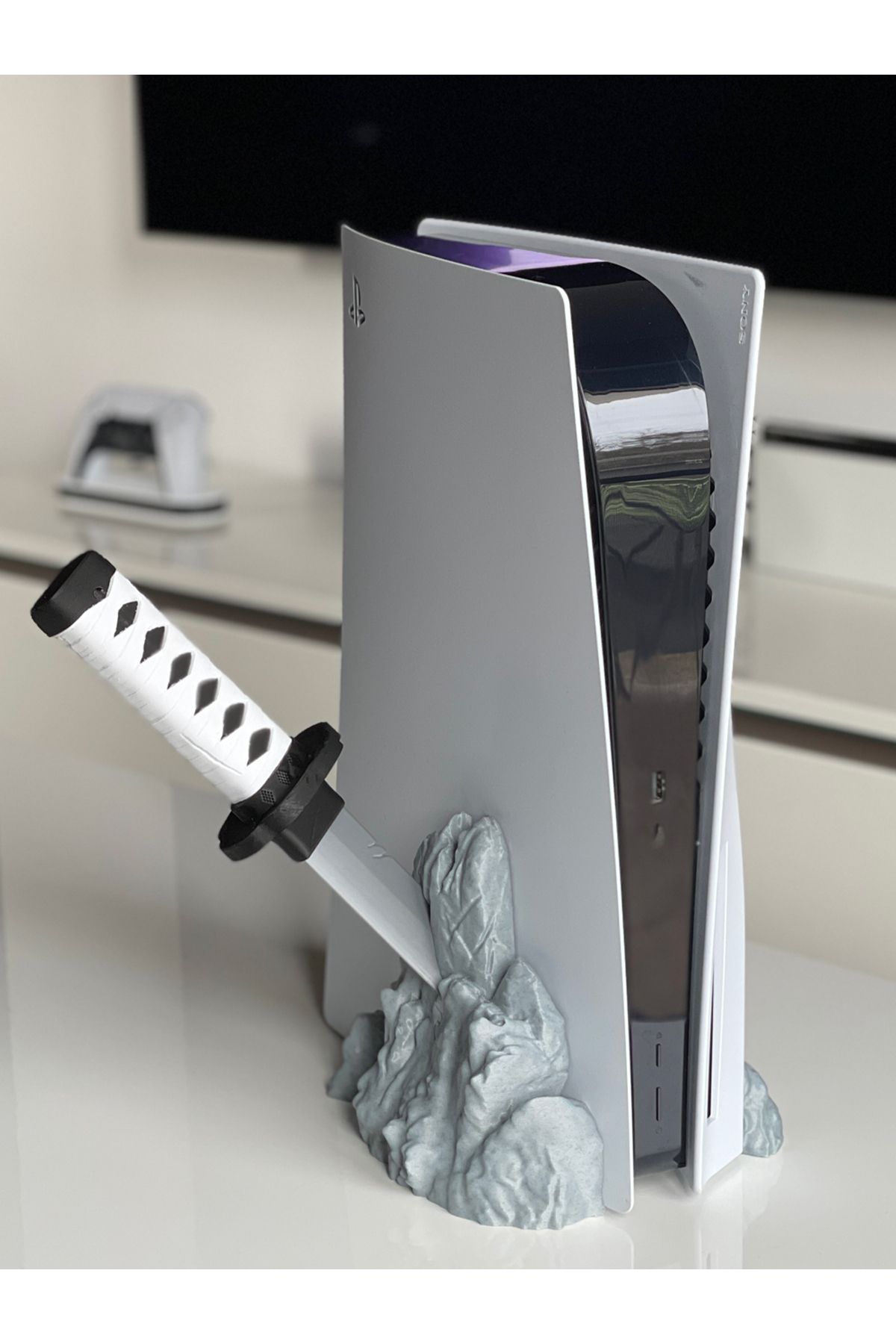 Nerva Design 3D PS5 Konsol Standı, Dikey Stant, Konsol Aparatı, Konsol Aksesuarı