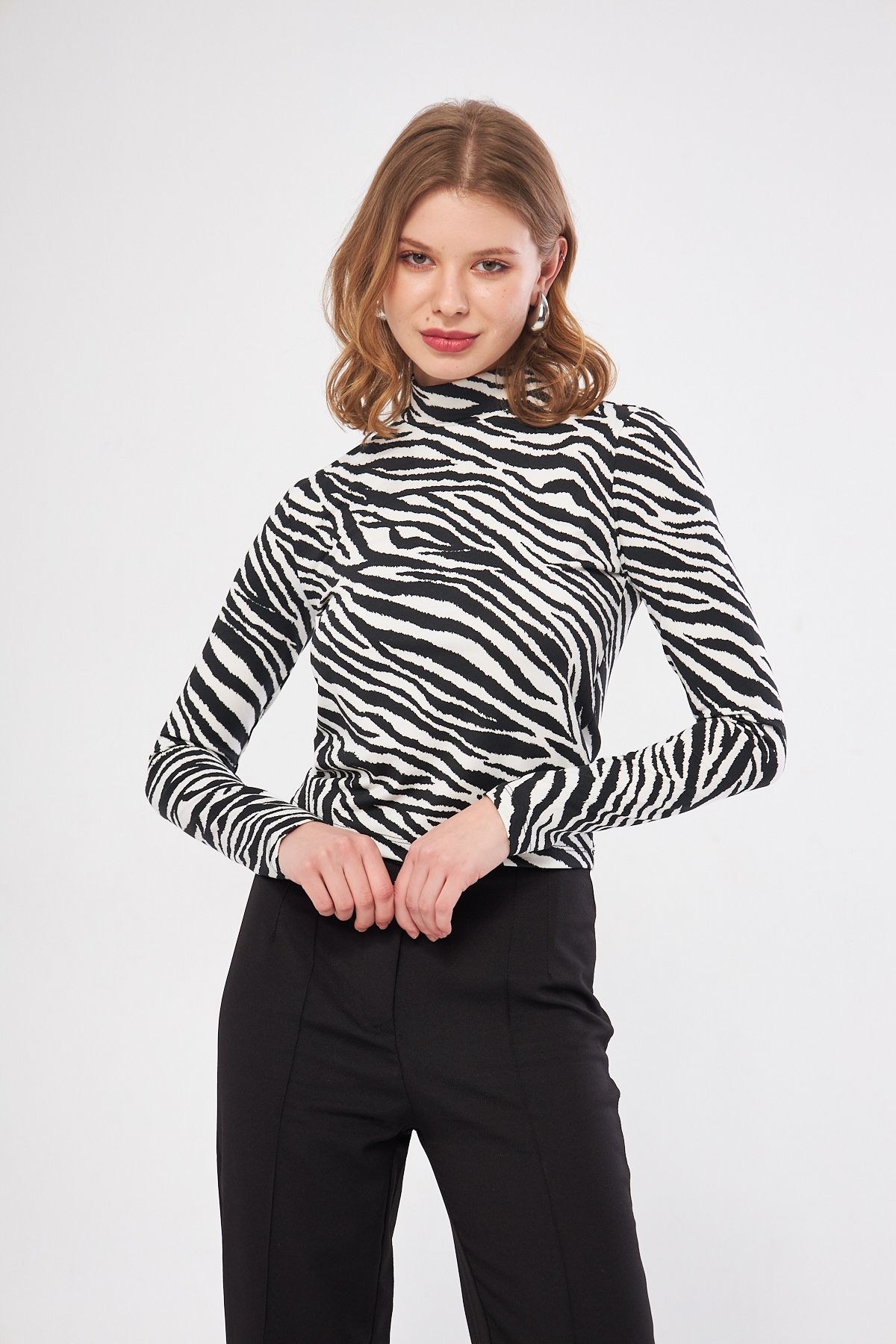 MRC MODA Kadın Zebra Desen Crop Bluz