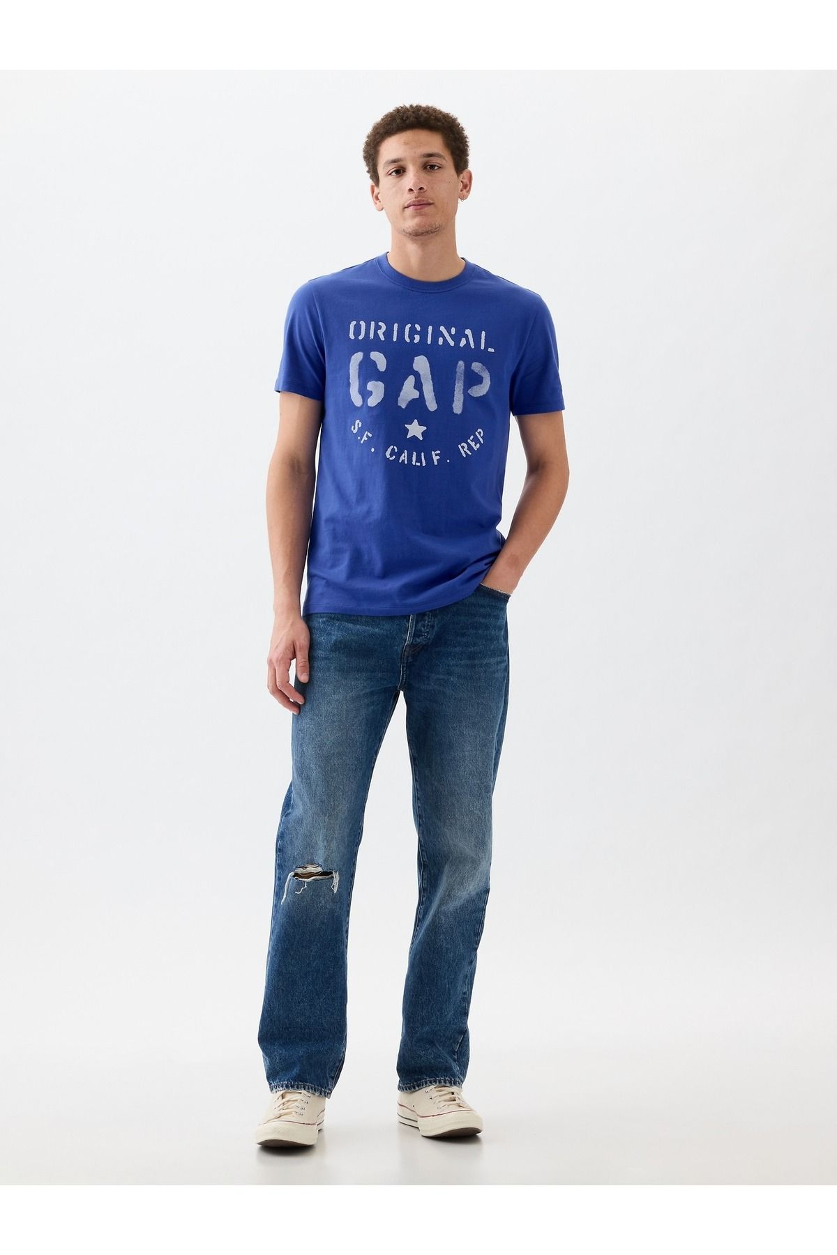 GAP Erkek Mavi Gap Logo Grafikli T-Shirt