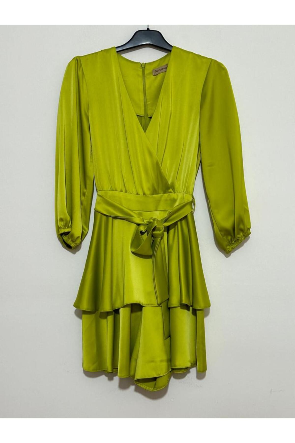 Milestone Yeşil Şortlu Saten Elbise