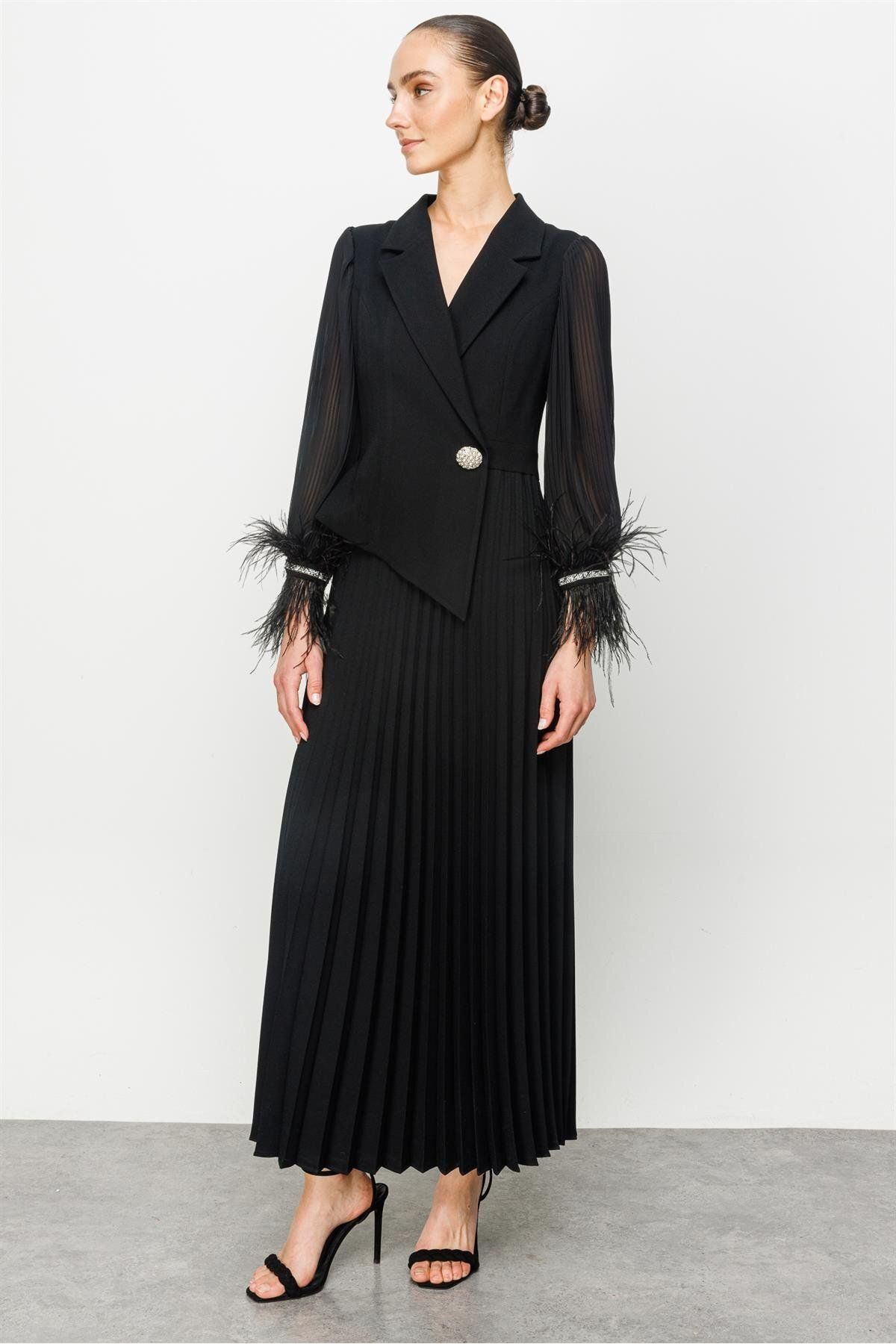 Ekol GİLDA  Plise Detaylı Manşeti Otrişli Uzun Elbise Siyah