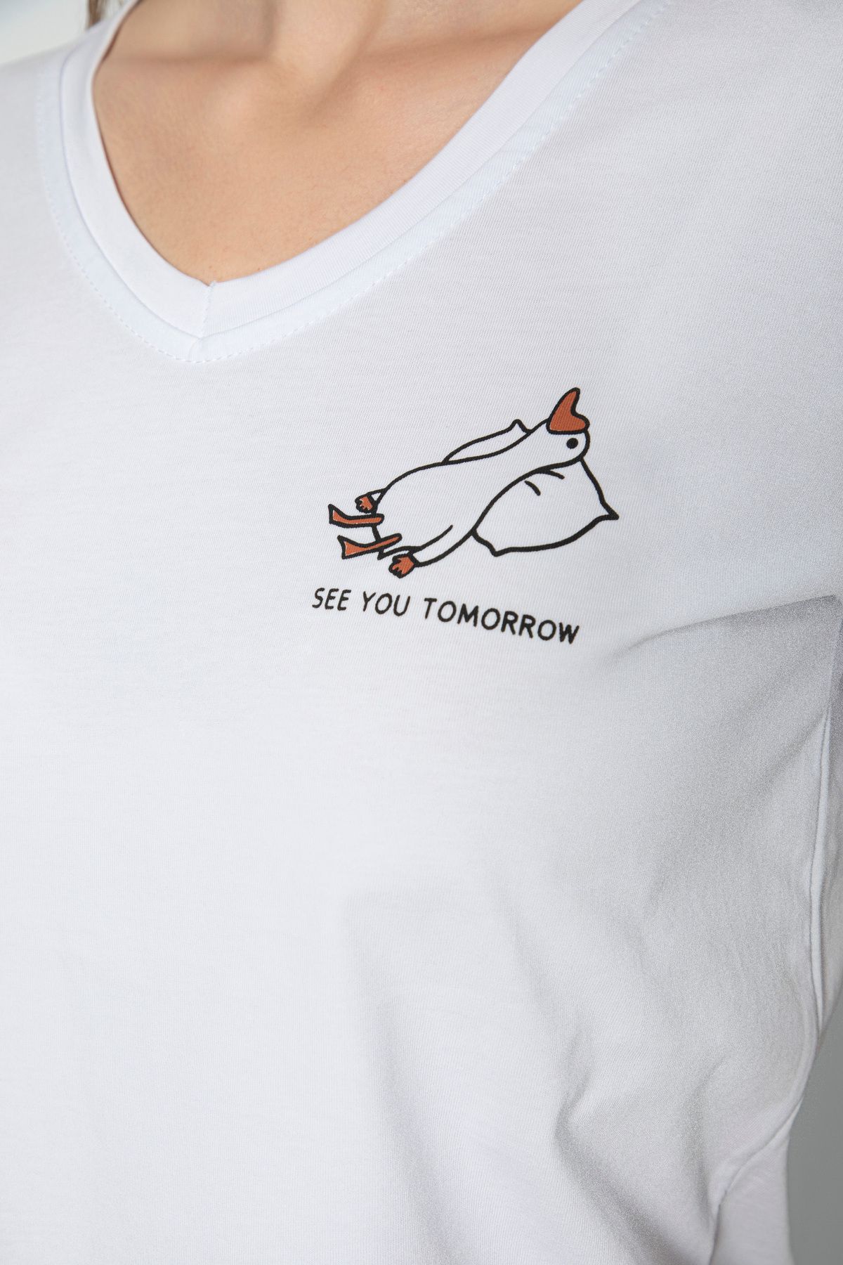 Hukateks Beyaz ördek Baskı Detaylı Kısa Kollu %100 Pamuk T Shirt
