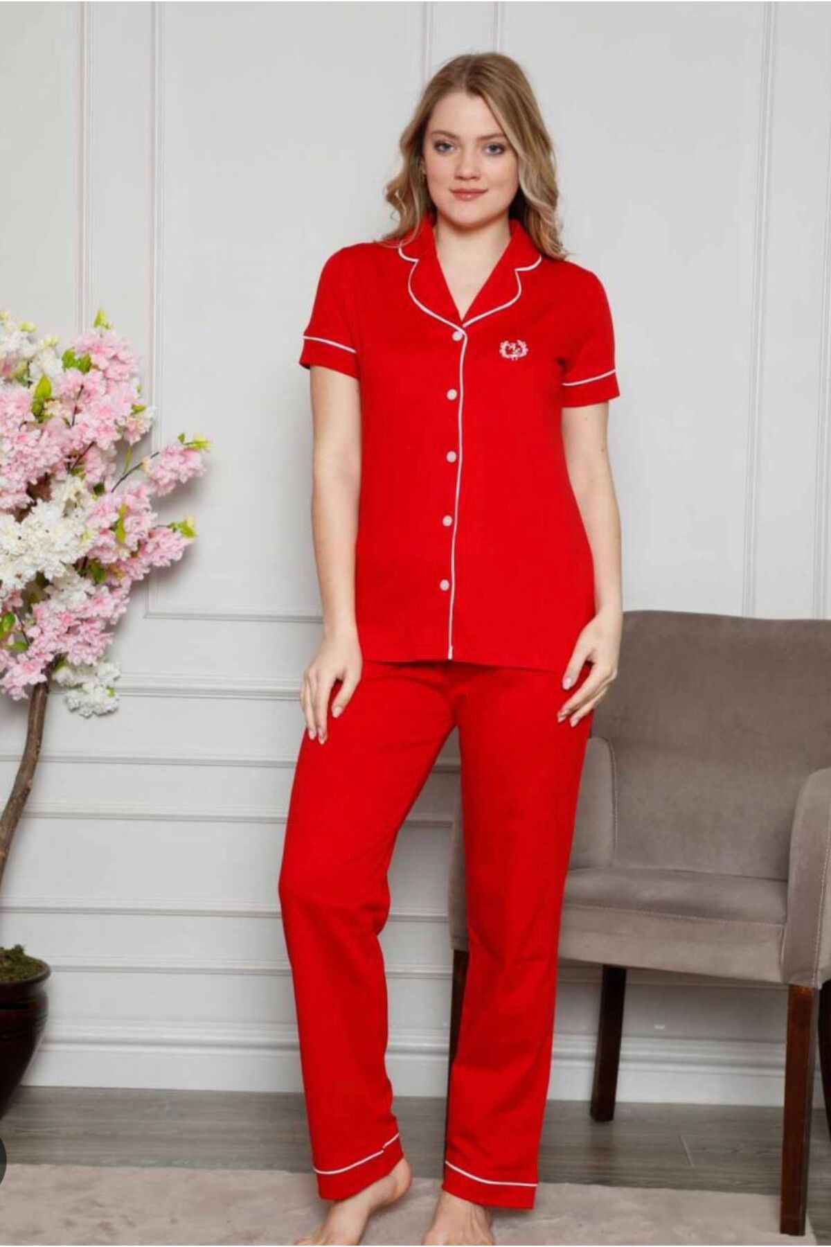 İpek Kadın Kısa Kol Önden Düğmeli Pijama Takımı- Kırmızı