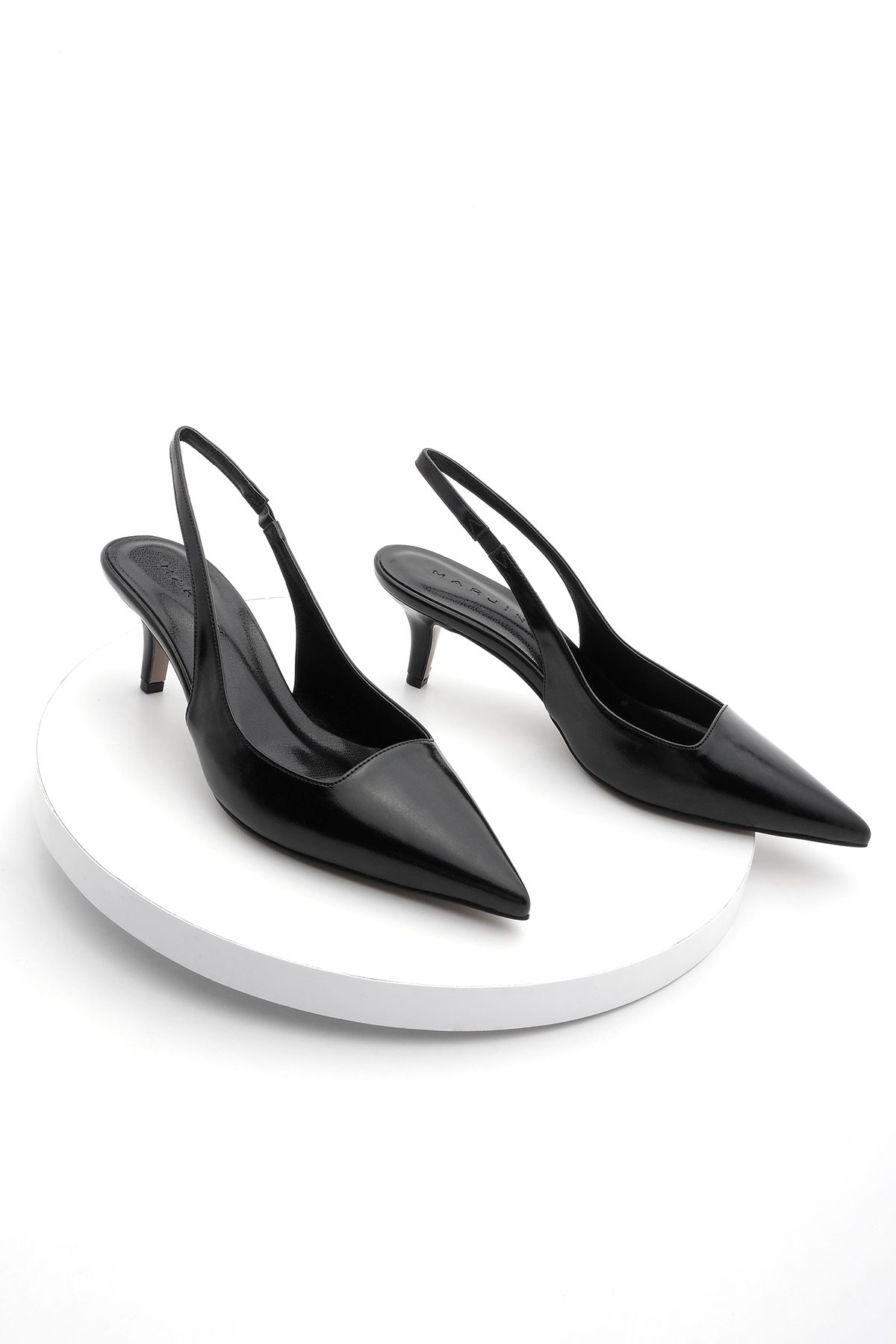 Marjin Kadın Sivri Burun Arkası Açık Klasik Topuklu Ayakkabı Tirya Siyah