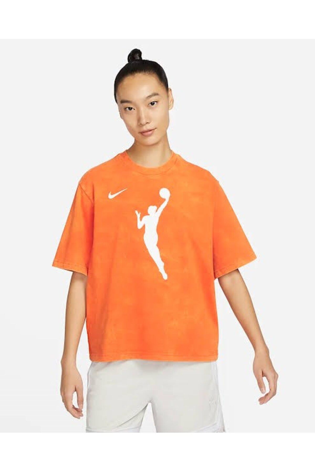 Nike WNBA Team 13 Boxy Kadın Tişörtü ''Turuncu