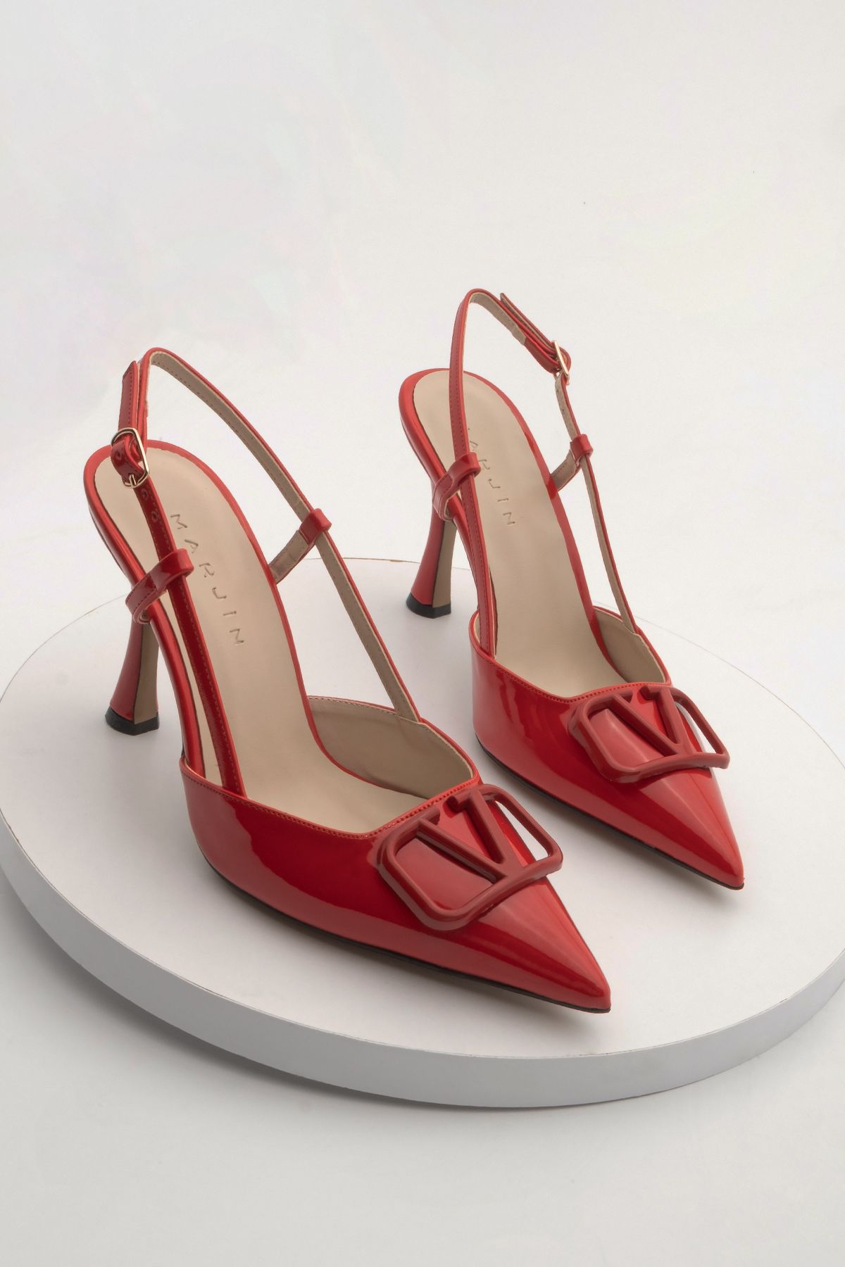 Marjin Kadın Stiletto Sivri Burun Topuklu Ayakkabı Pidar Kırmızı Rugan