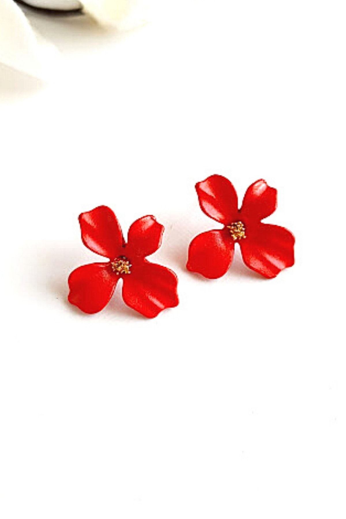 PETEK AKSESUAR Mini Çiçek Küpe Kırmızı