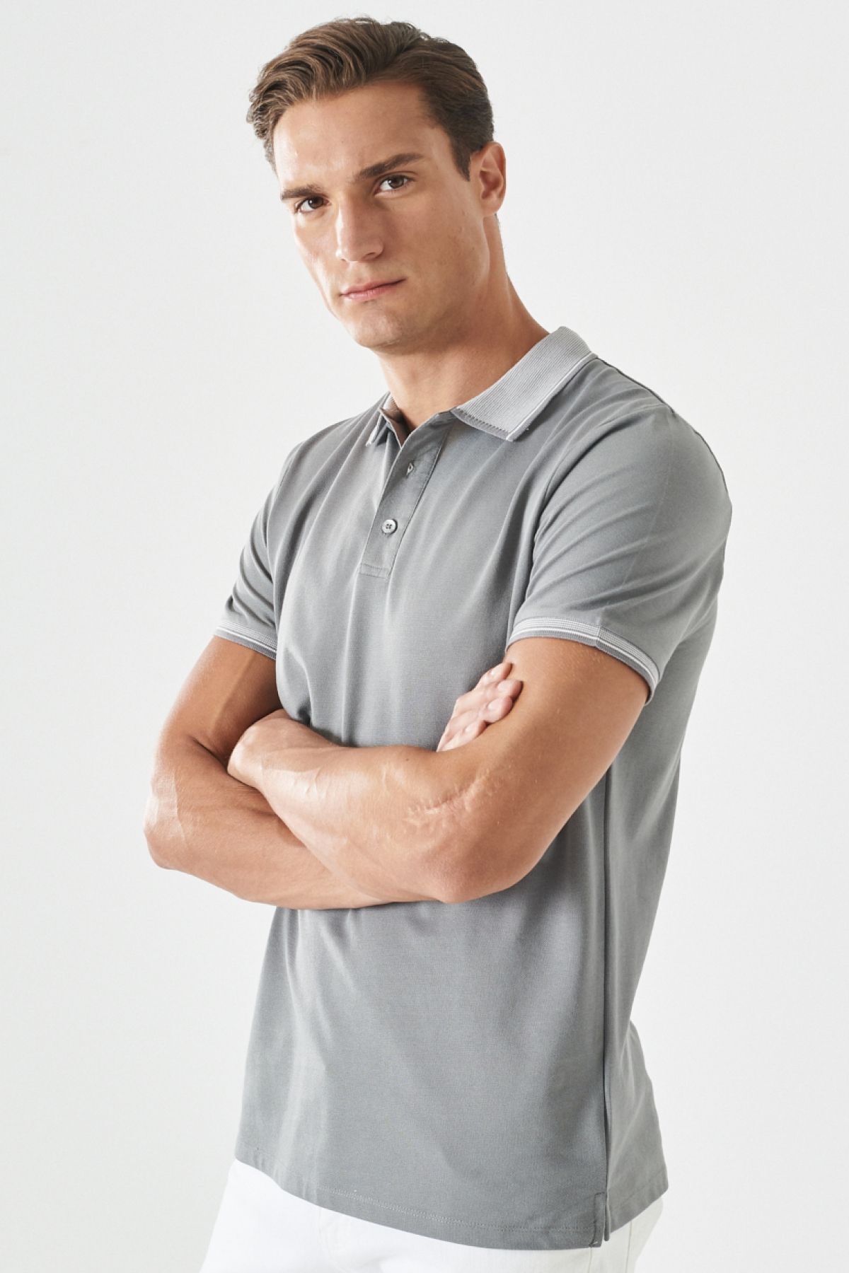 AC&Co / Altınyıldız Classics Erkek Çekmeyen Pamuklu Kumaş Slim Fit Dar Kesim Gri Kıvrılmaz Polo Yaka T-shirt
