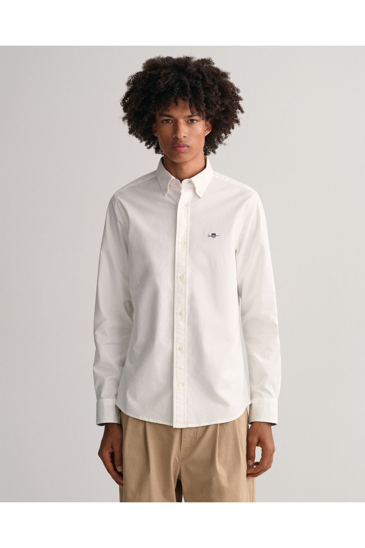 Gant Erkek Beyaz Slim Fit Düğmeli Yaka Logolu Gömlek