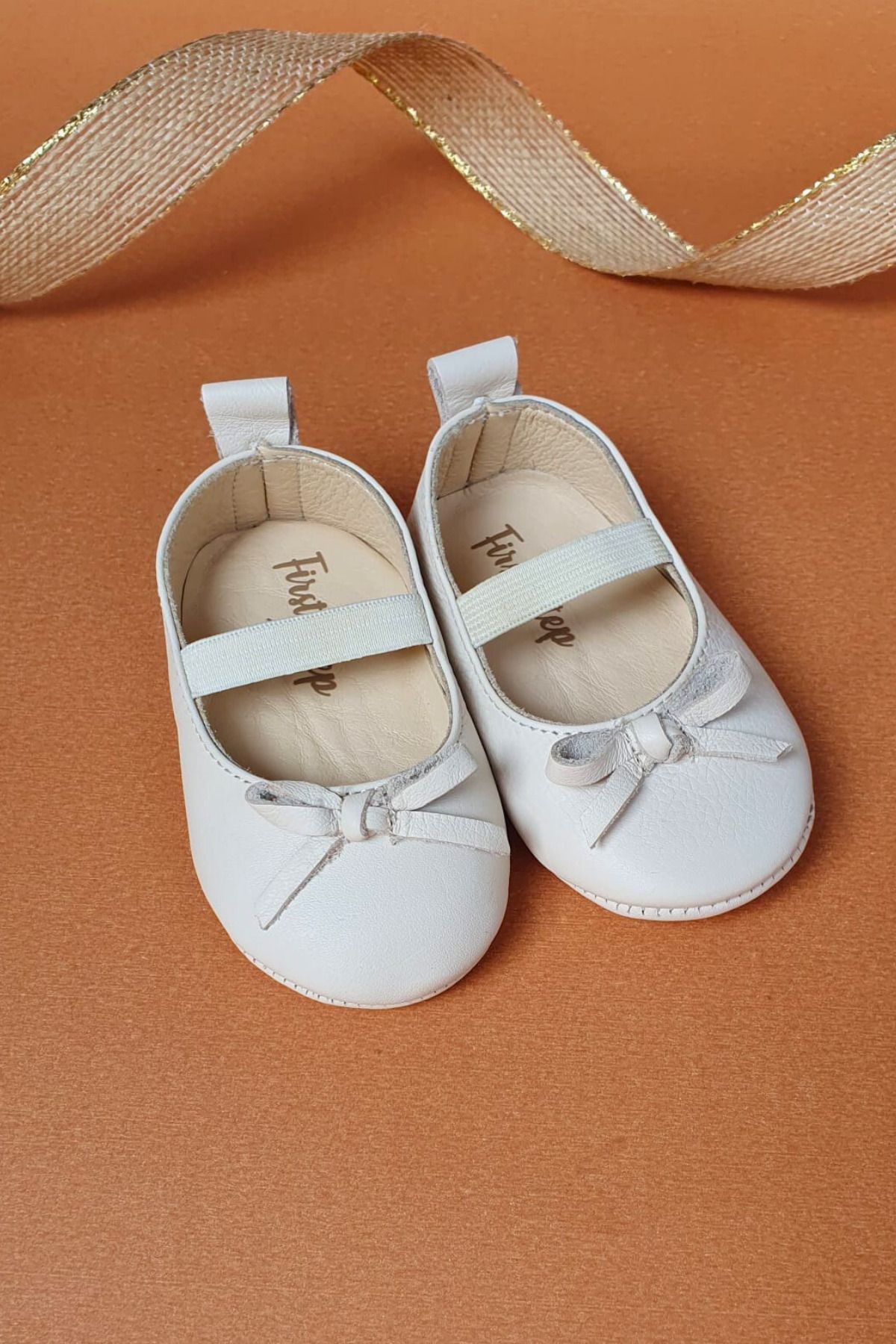 First Step Hakiki Deri Kurdele Detaylı Bej Kız Bebek Babet İlk Adım Ayakkabısı-D-474