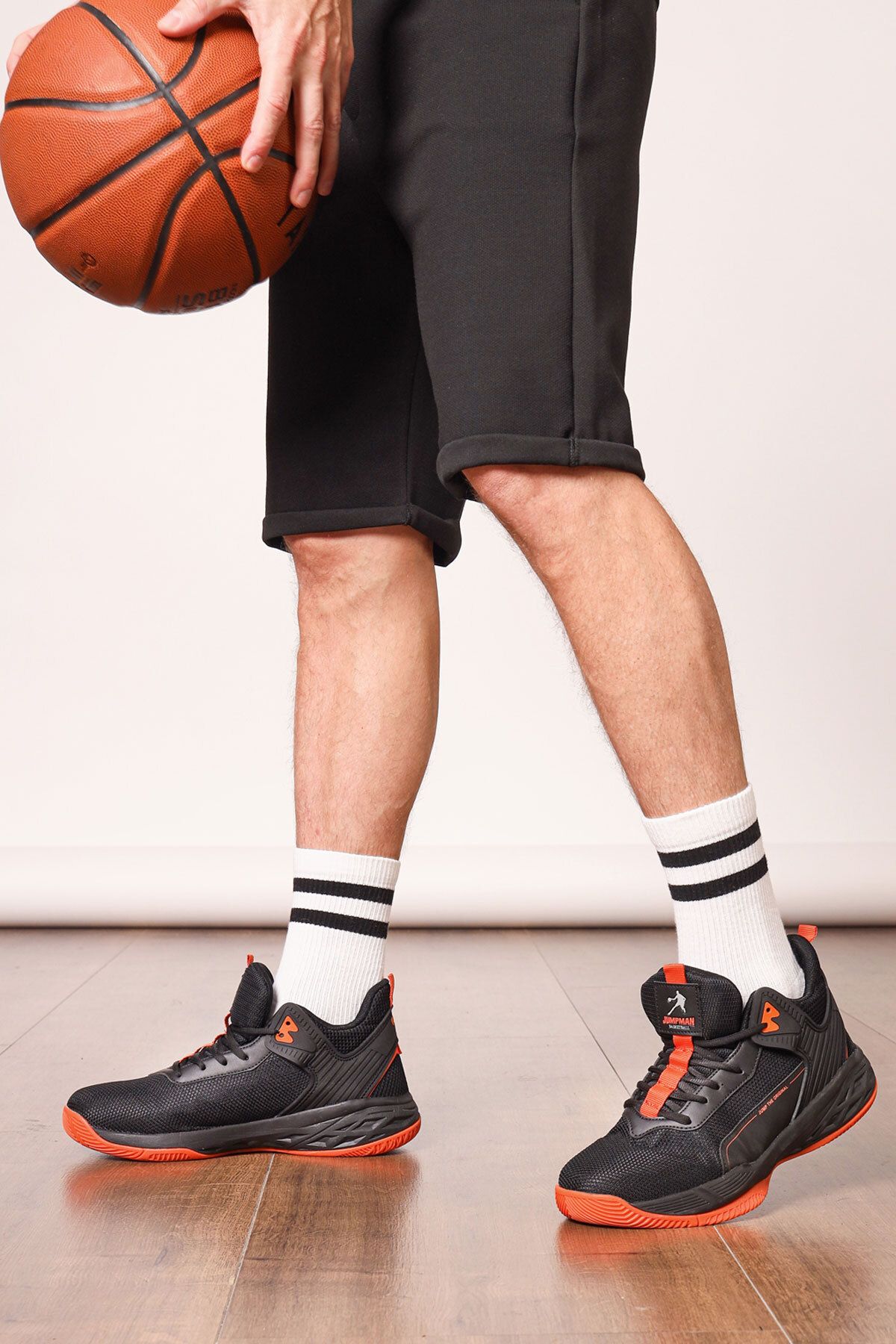 Jump 22501 Siyah - Turuncu Erkek Basketbol Spor Ayakkabısı