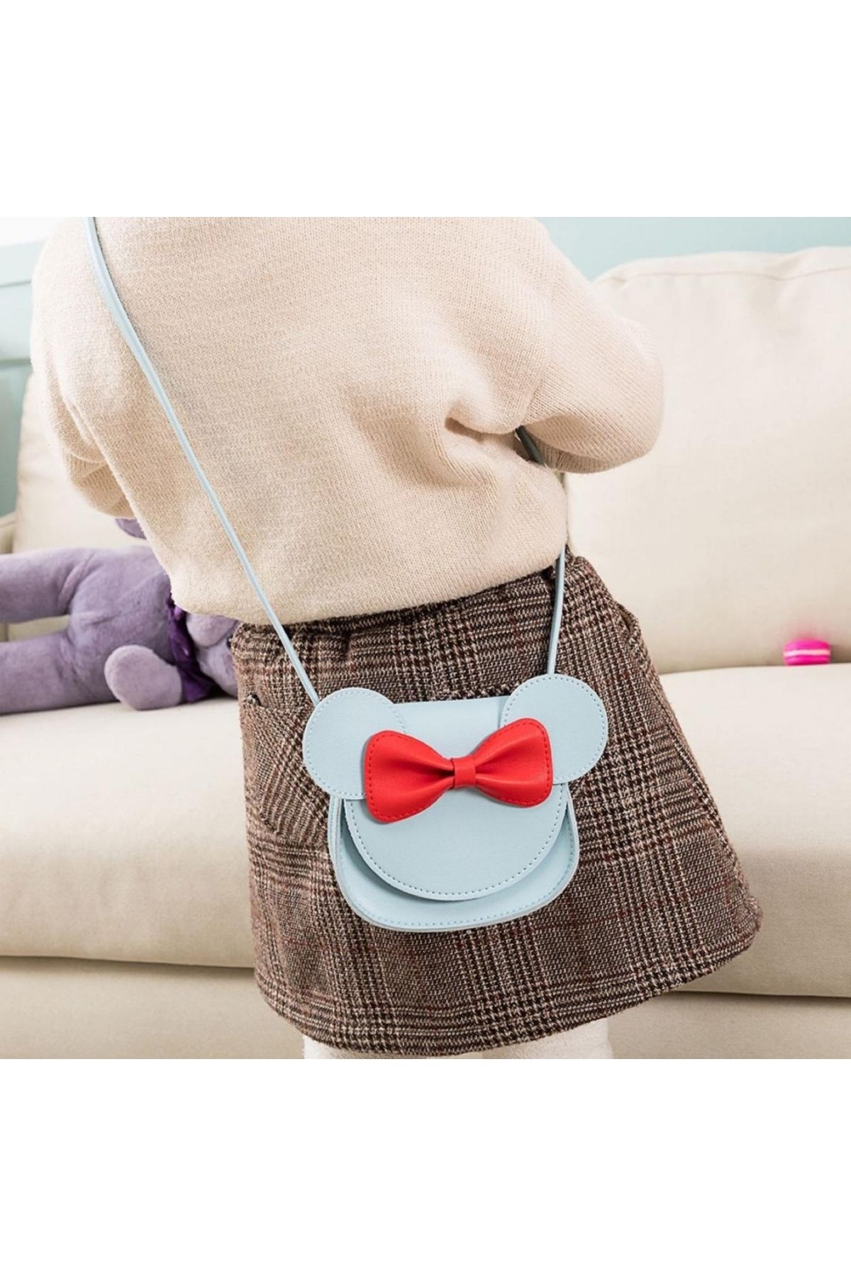 Zehra Aksesuar Fiyonk detaylı Minnie mouse kulaklı kapaklı deri çapraz çocuk çanta