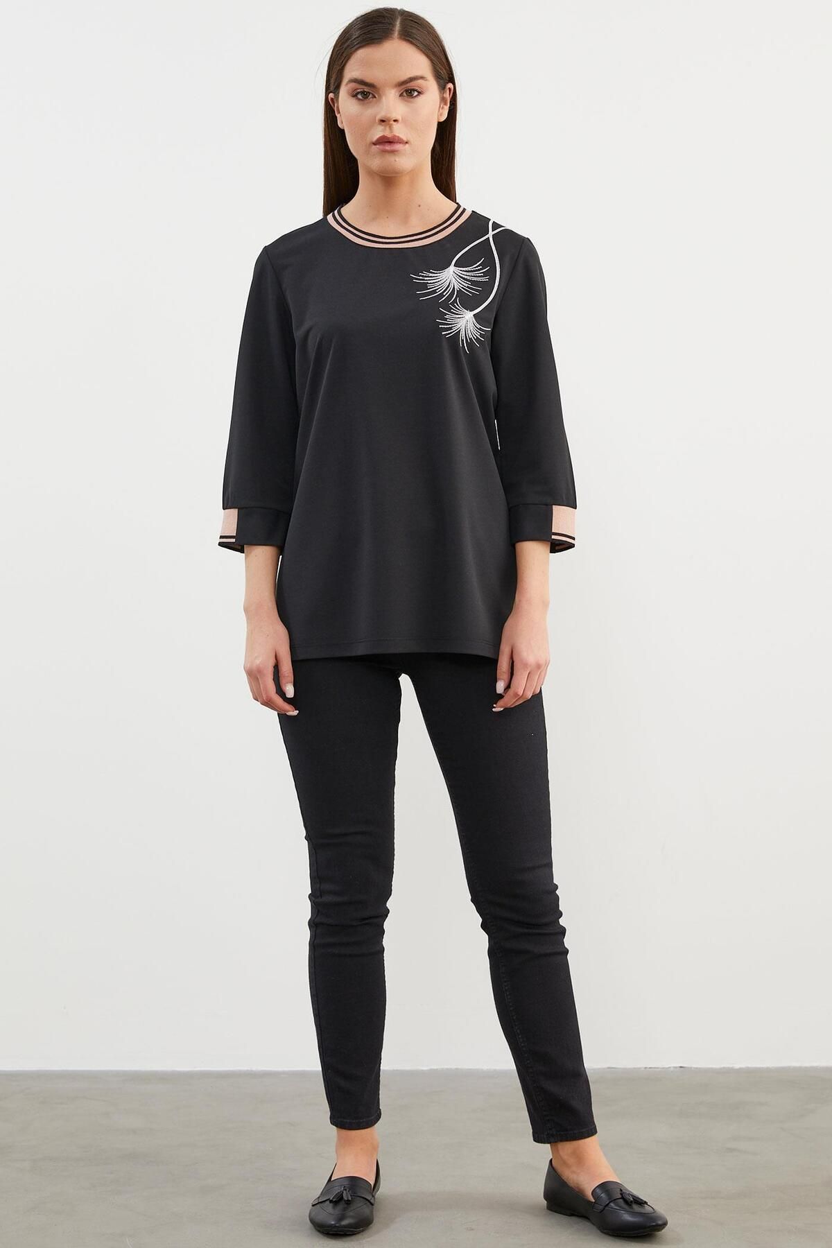 Sementa Nakış Detaylı Triko Kombinli Bluz - Siyah